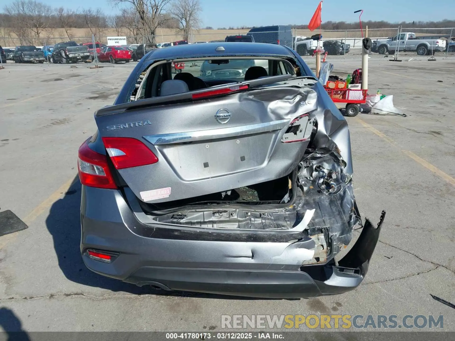 16 fotografías del automóvil dañado 3N1AB7AP2KY382191 NISSAN SENTRA 2019
