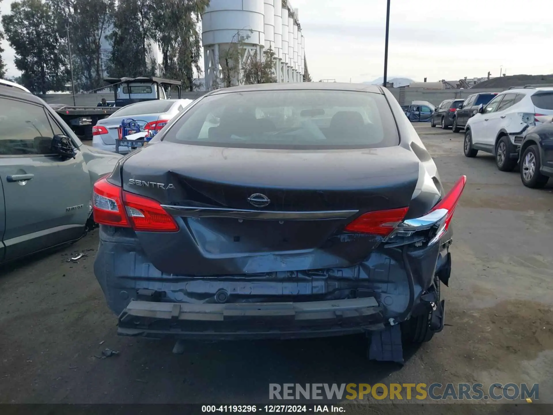 17 fotografías del automóvil dañado 3N1AB7AP2KY390811 NISSAN SENTRA 2019