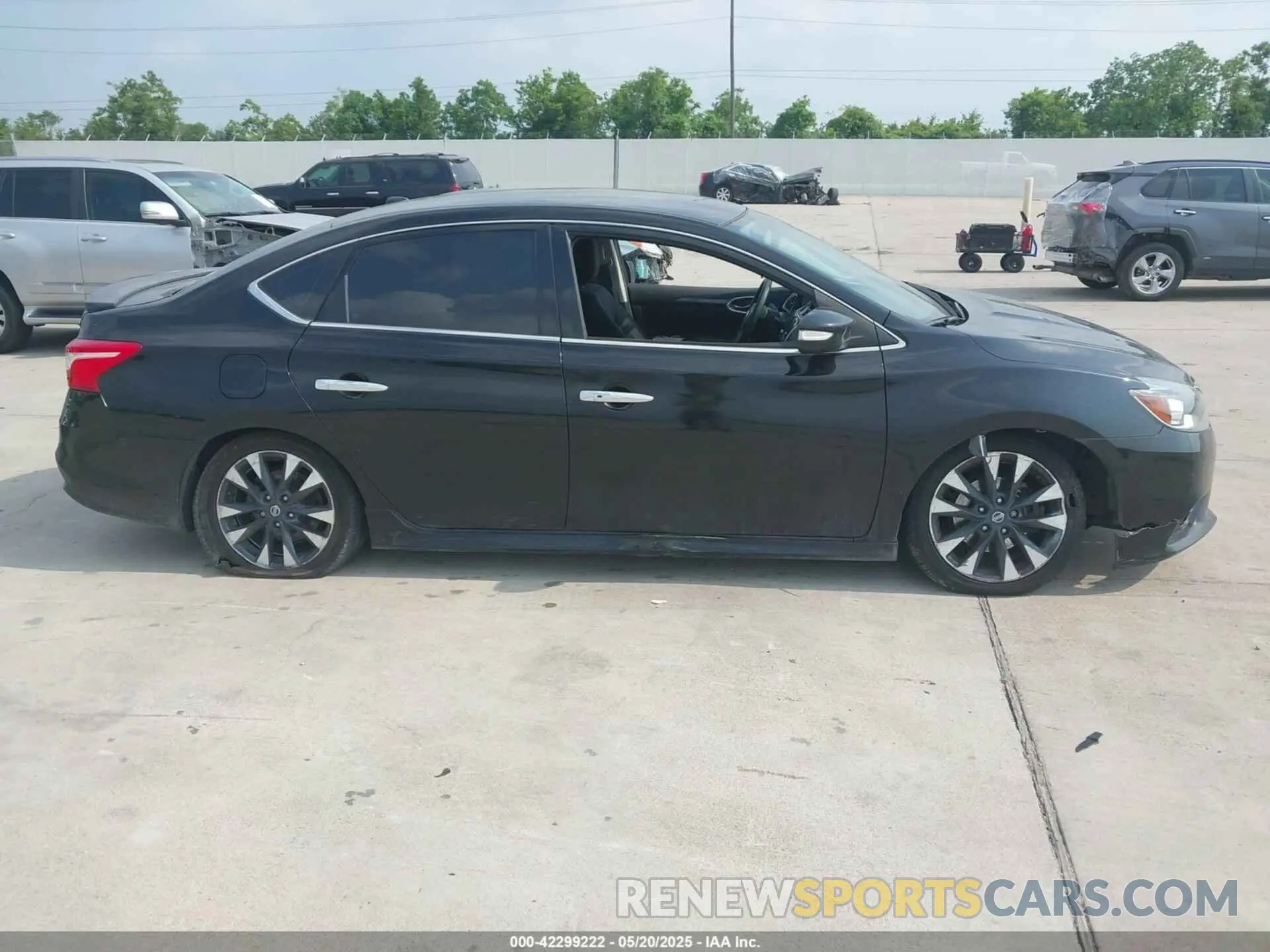 13 fotografías del automóvil dañado 3N1AB7AP2KY402293 NISSAN SENTRA 2019