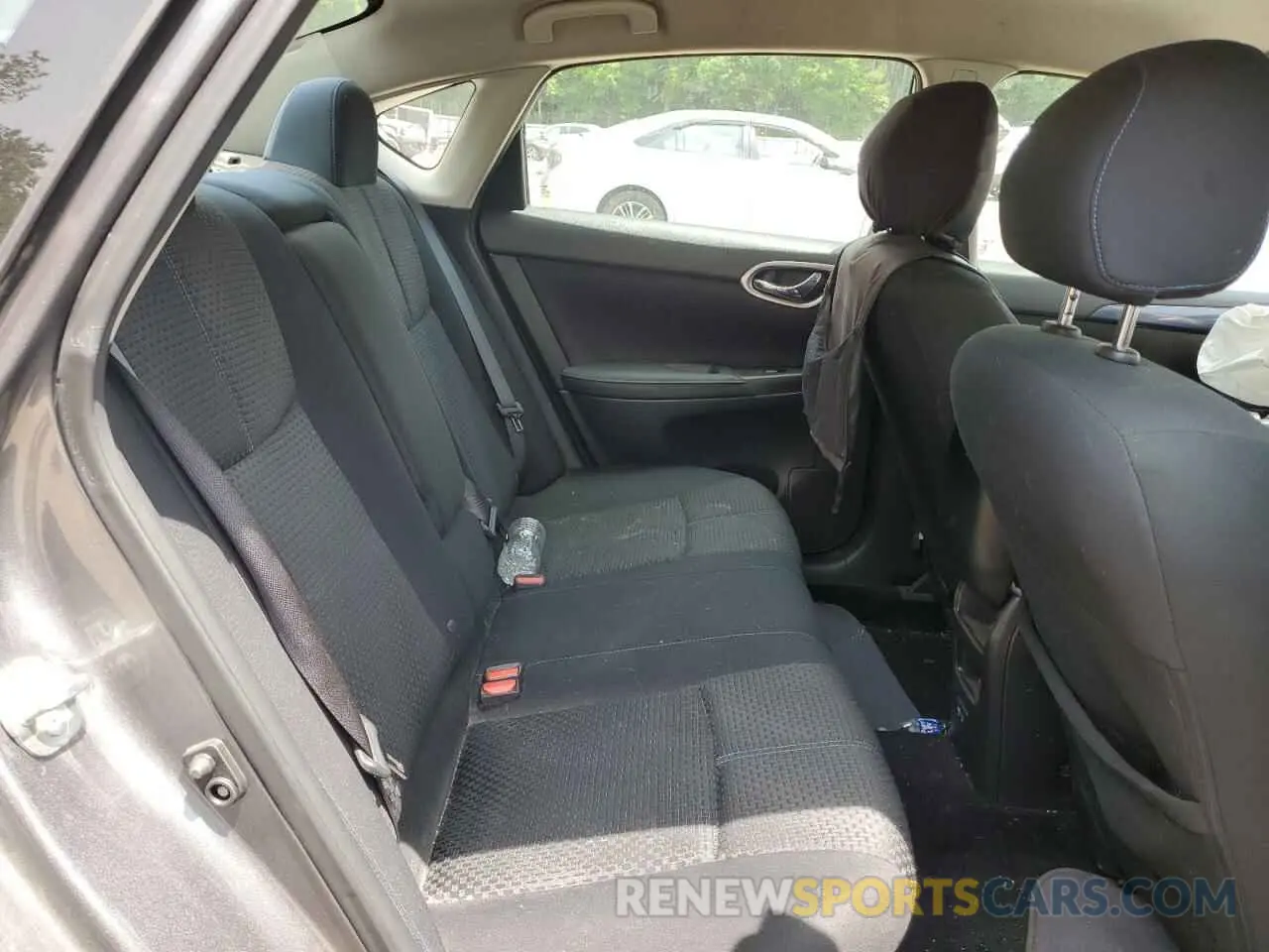 10 fotografías del automóvil dañado 3N1AB7AP2KY456239 NISSAN SENTRA 2019