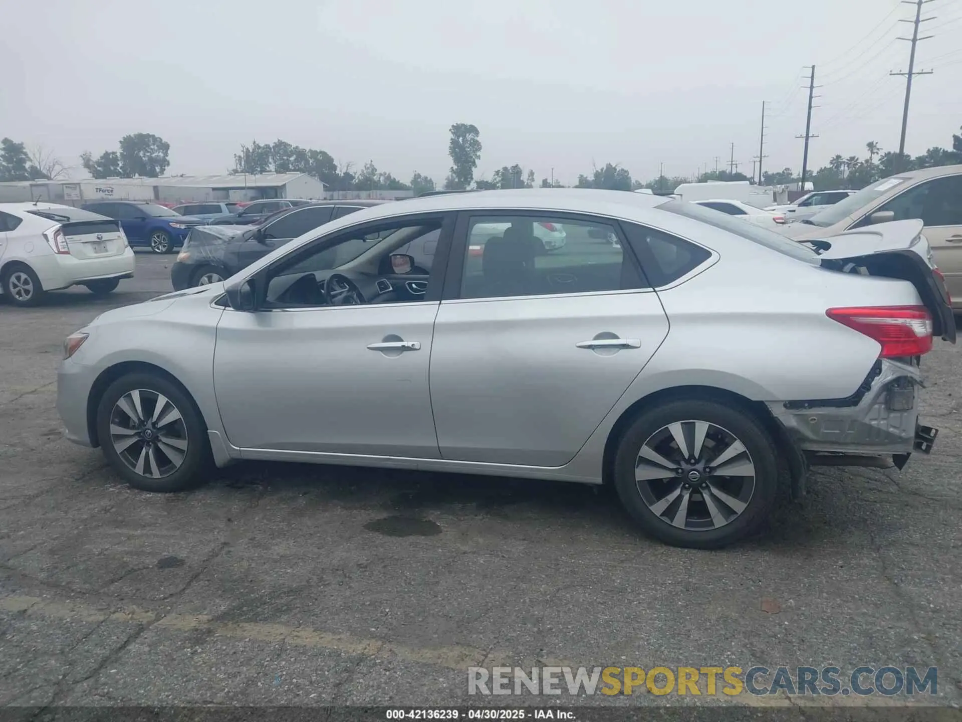 15 fotografías del automóvil dañado 3N1AB7AP3KY210722 NISSAN SENTRA 2019
