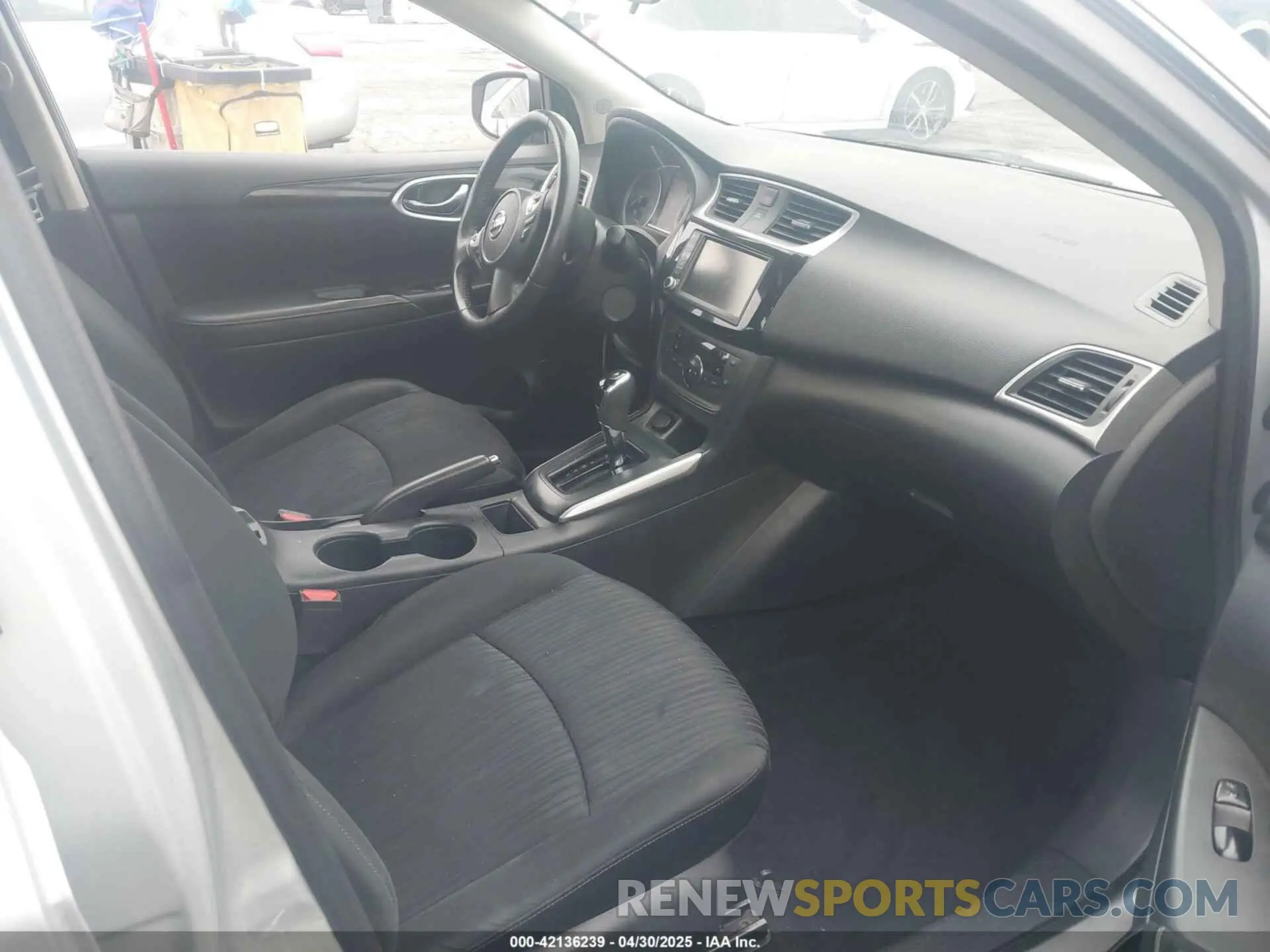 5 fotografías del automóvil dañado 3N1AB7AP3KY210722 NISSAN SENTRA 2019
