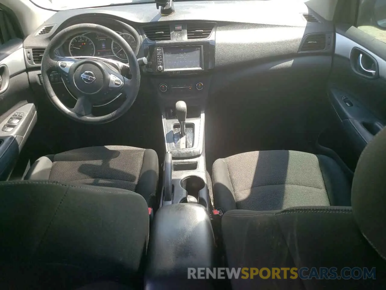 8 fotografías del automóvil dañado 3N1AB7AP3KY237158 NISSAN SENTRA 2019