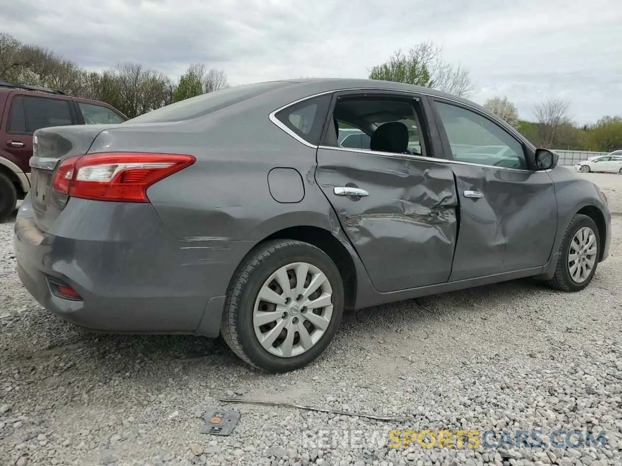 3 fotografías del automóvil dañado 3N1AB7AP3KY250640 NISSAN SENTRA 2019