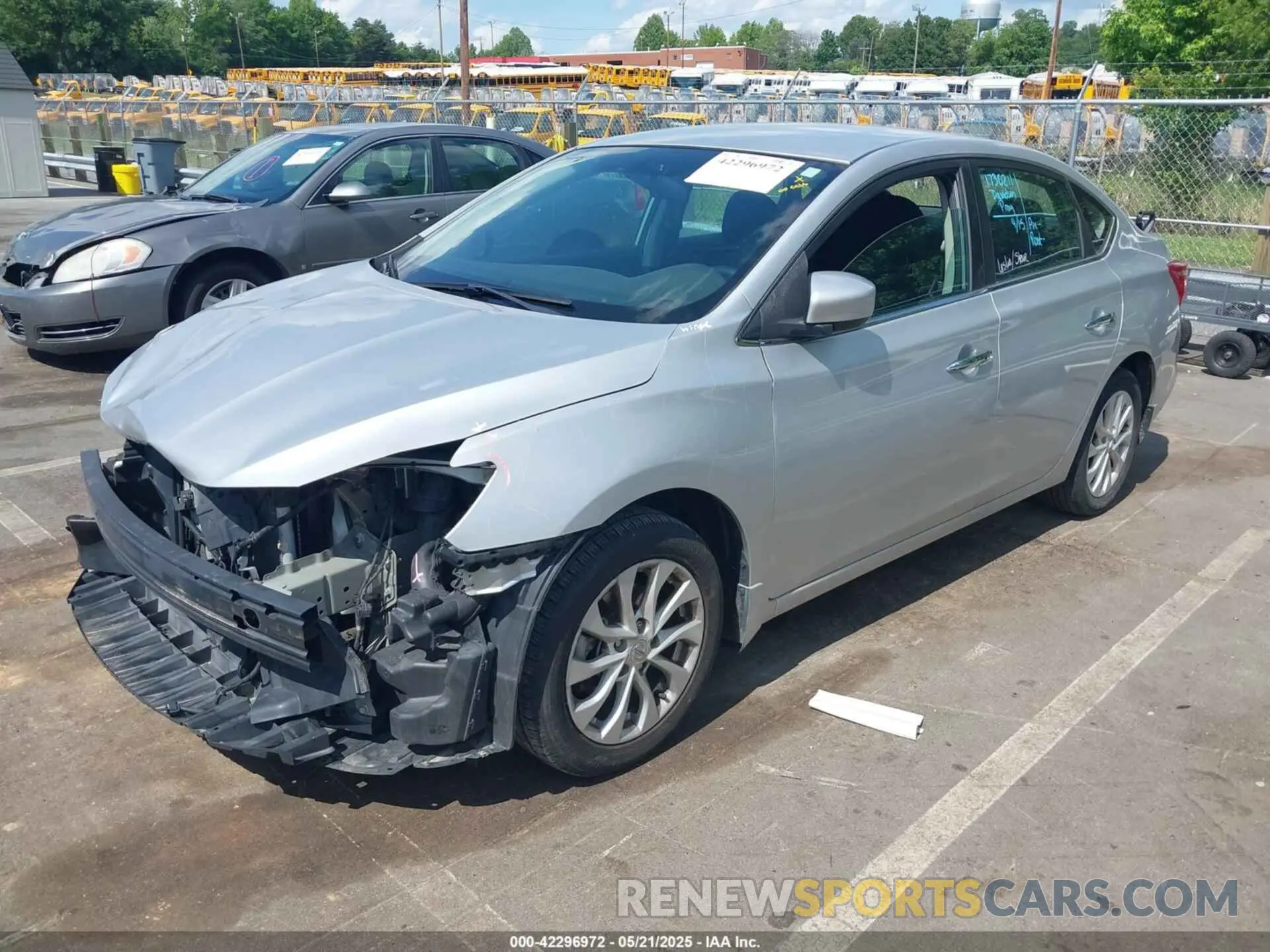 2 fotografías del automóvil dañado 3N1AB7AP3KY257037 NISSAN SENTRA 2019