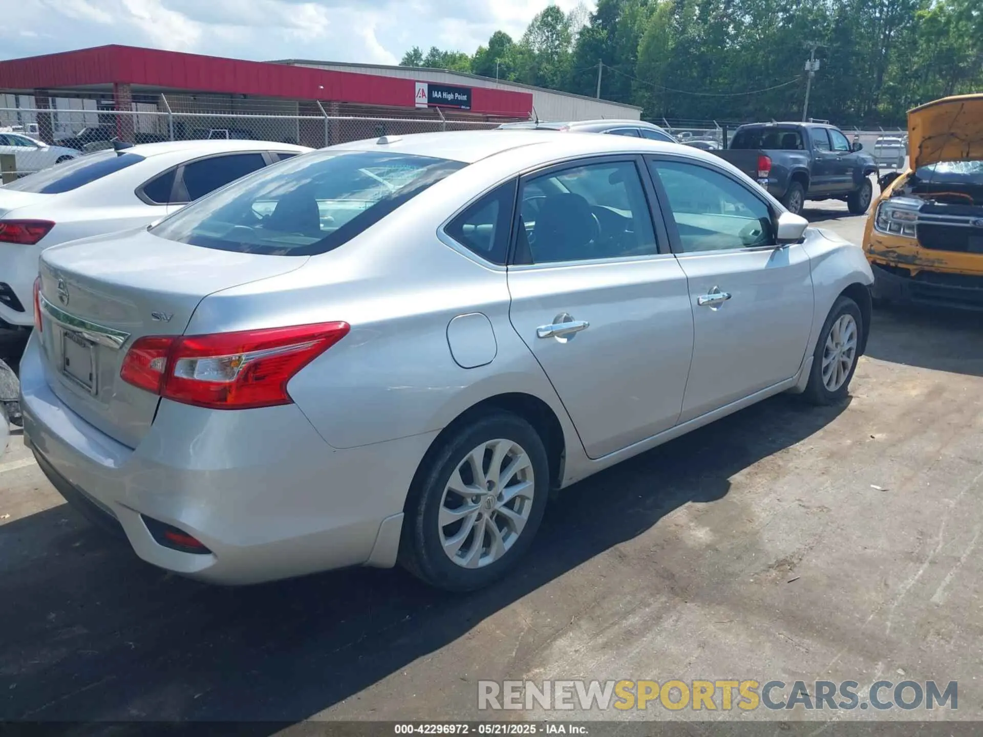 4 fotografías del automóvil dañado 3N1AB7AP3KY257037 NISSAN SENTRA 2019