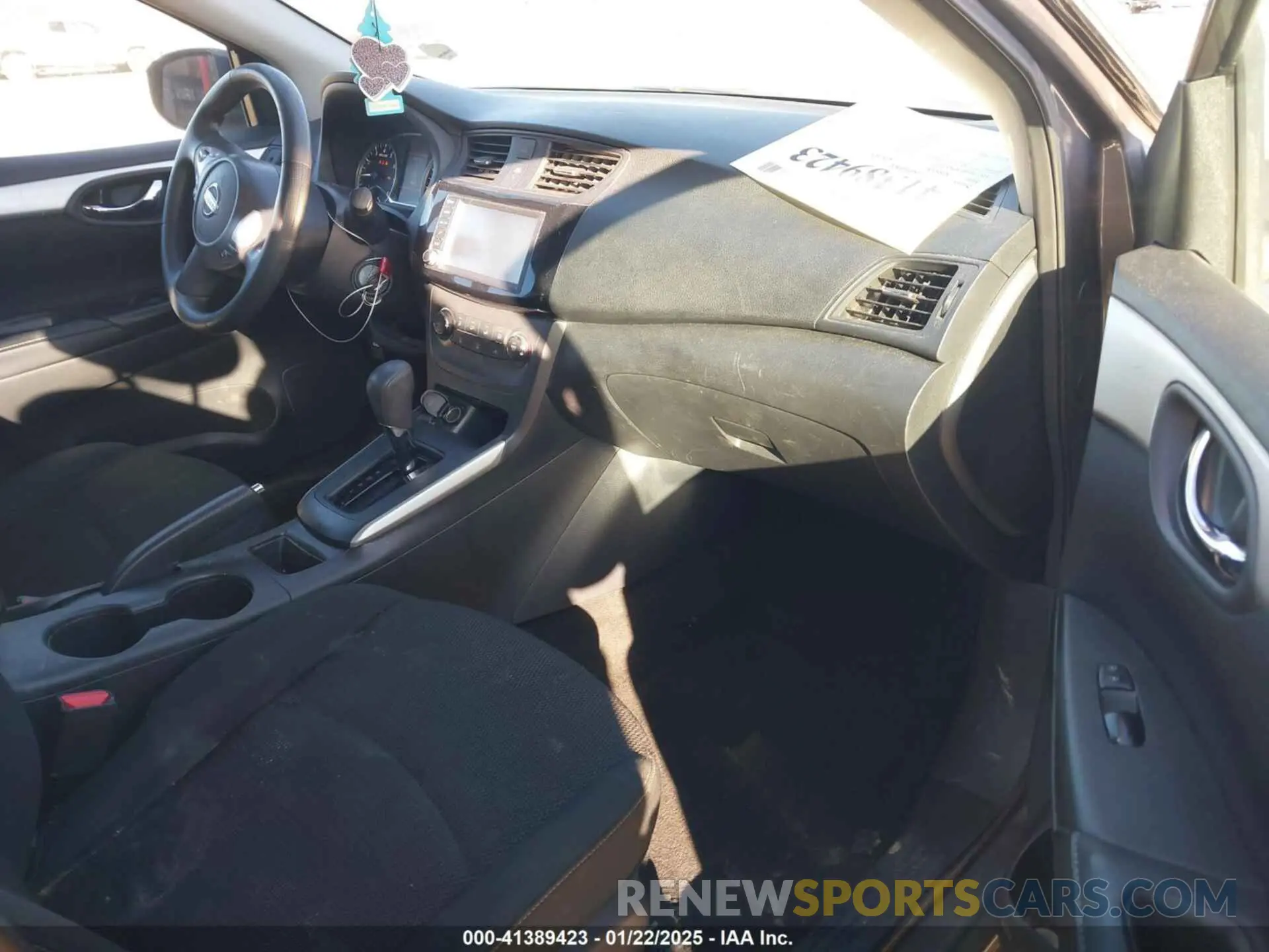 5 fotografías del automóvil dañado 3N1AB7AP3KY265512 NISSAN SENTRA 2019