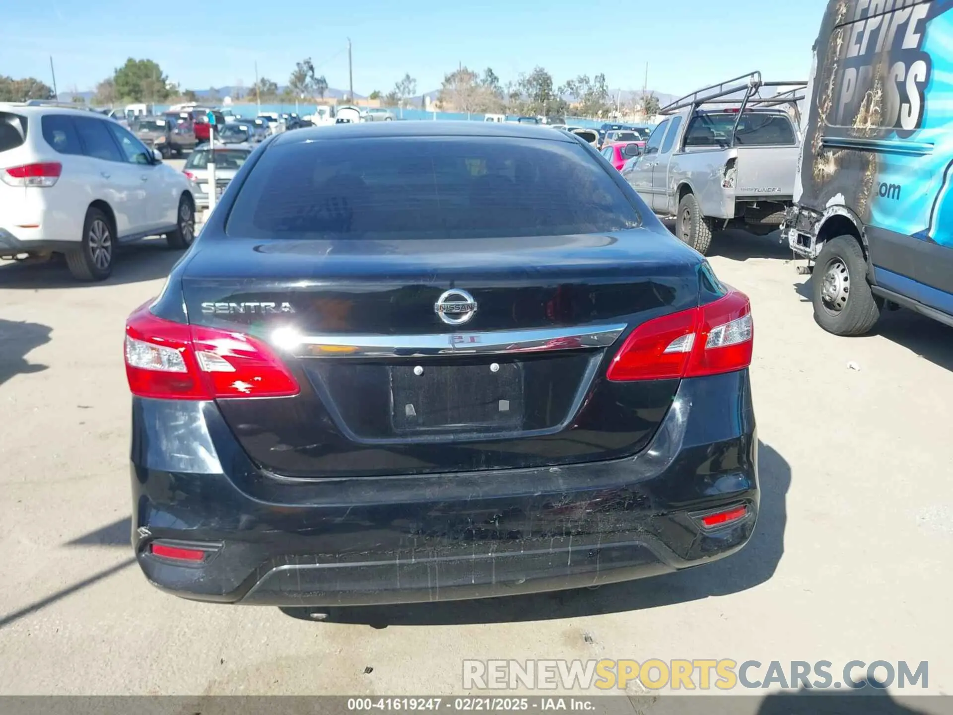 16 fotografías del automóvil dañado 3N1AB7AP3KY301246 NISSAN SENTRA 2019