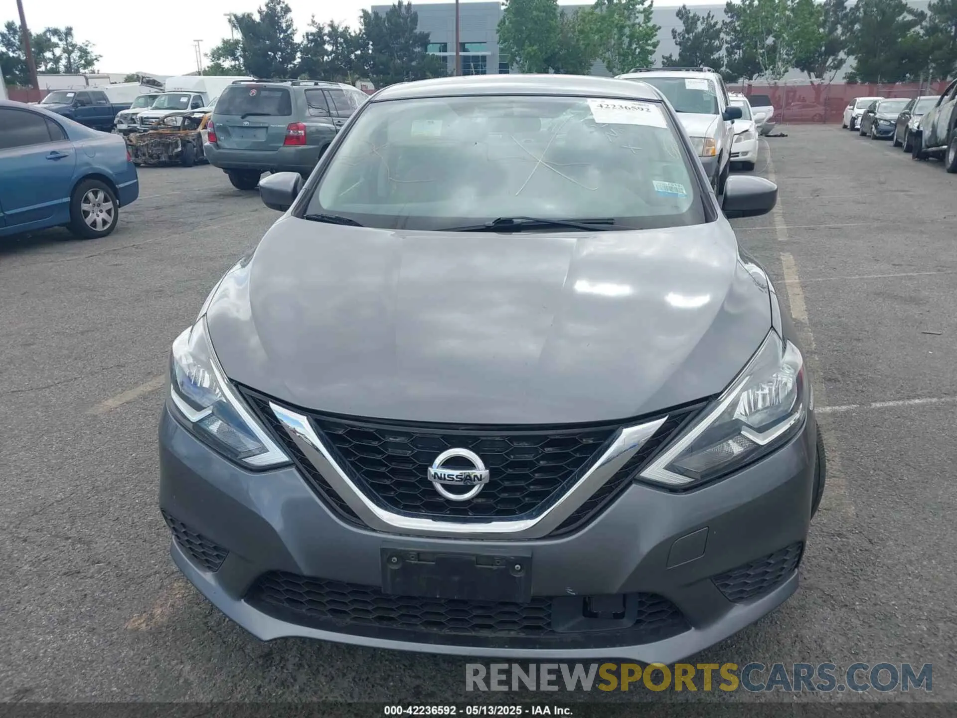 12 fotografías del automóvil dañado 3N1AB7AP3KY327751 NISSAN SENTRA 2019