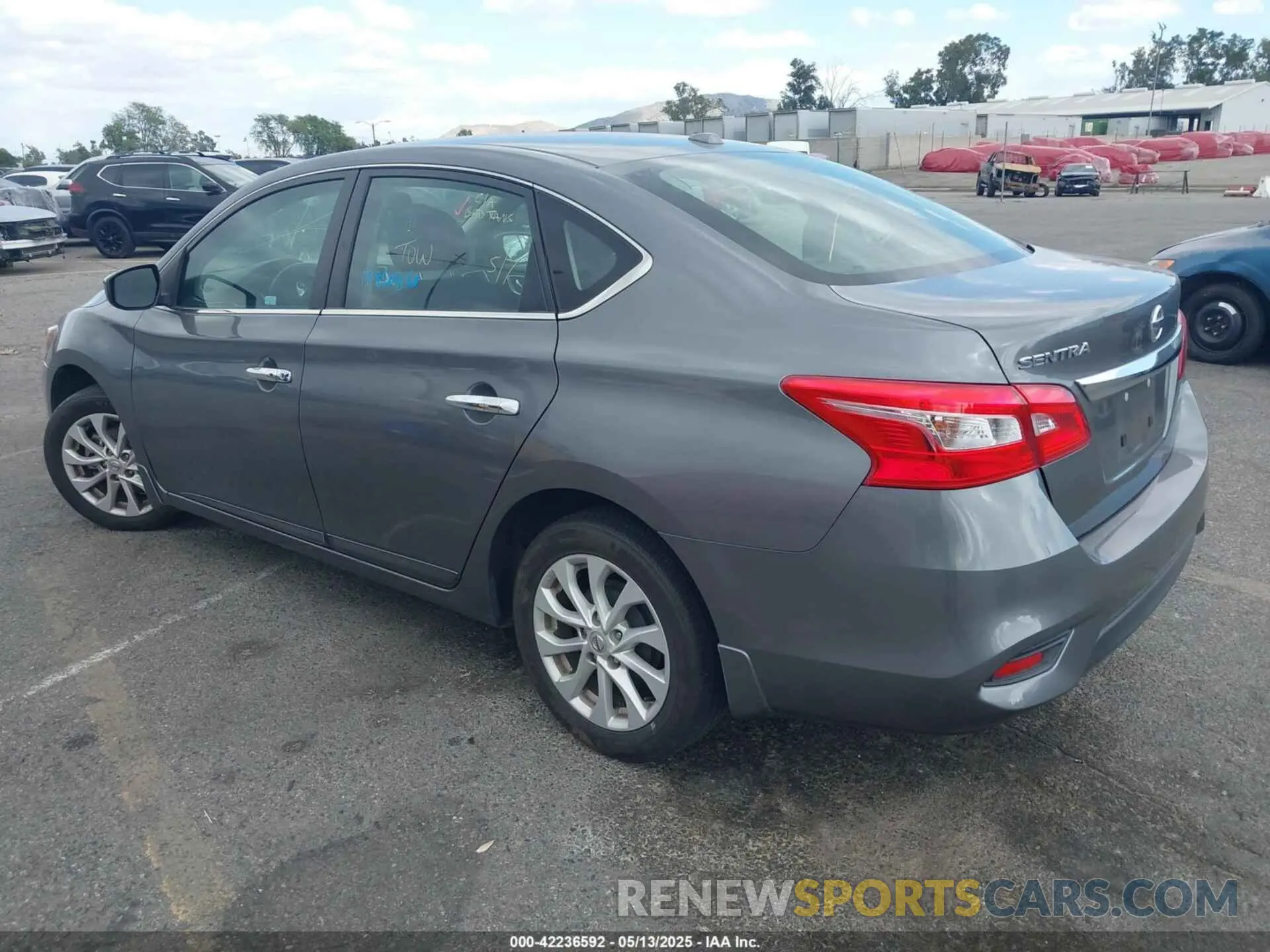 3 fotografías del automóvil dañado 3N1AB7AP3KY327751 NISSAN SENTRA 2019