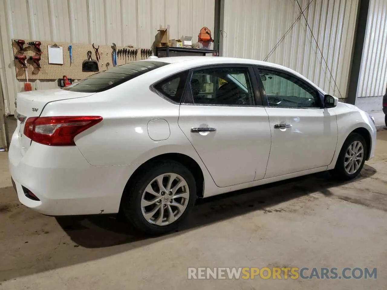 3 fotografías del automóvil dañado 3N1AB7AP3KY339396 NISSAN SENTRA 2019