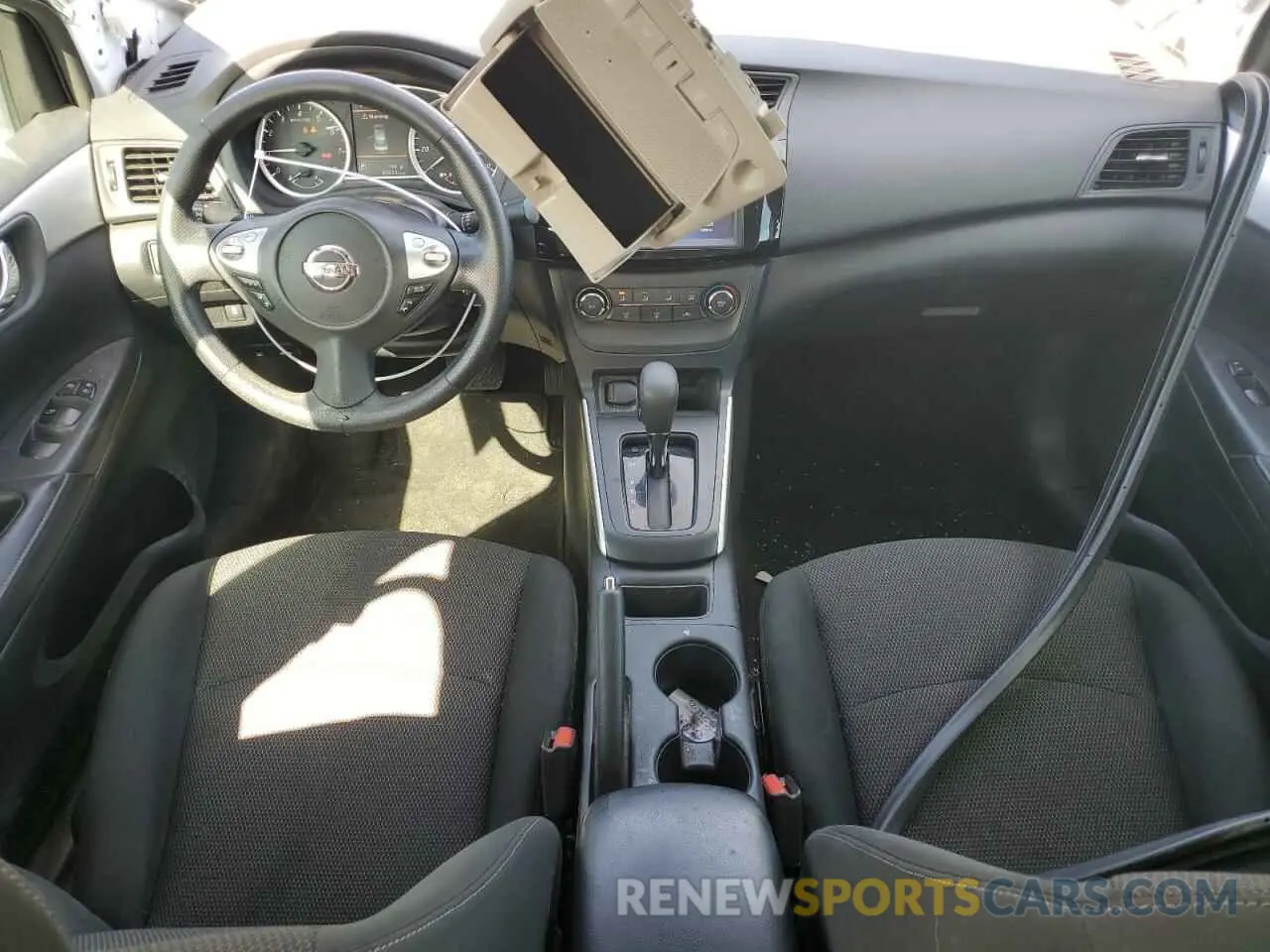 8 fotografías del automóvil dañado 3N1AB7AP3KY363732 NISSAN SENTRA 2019