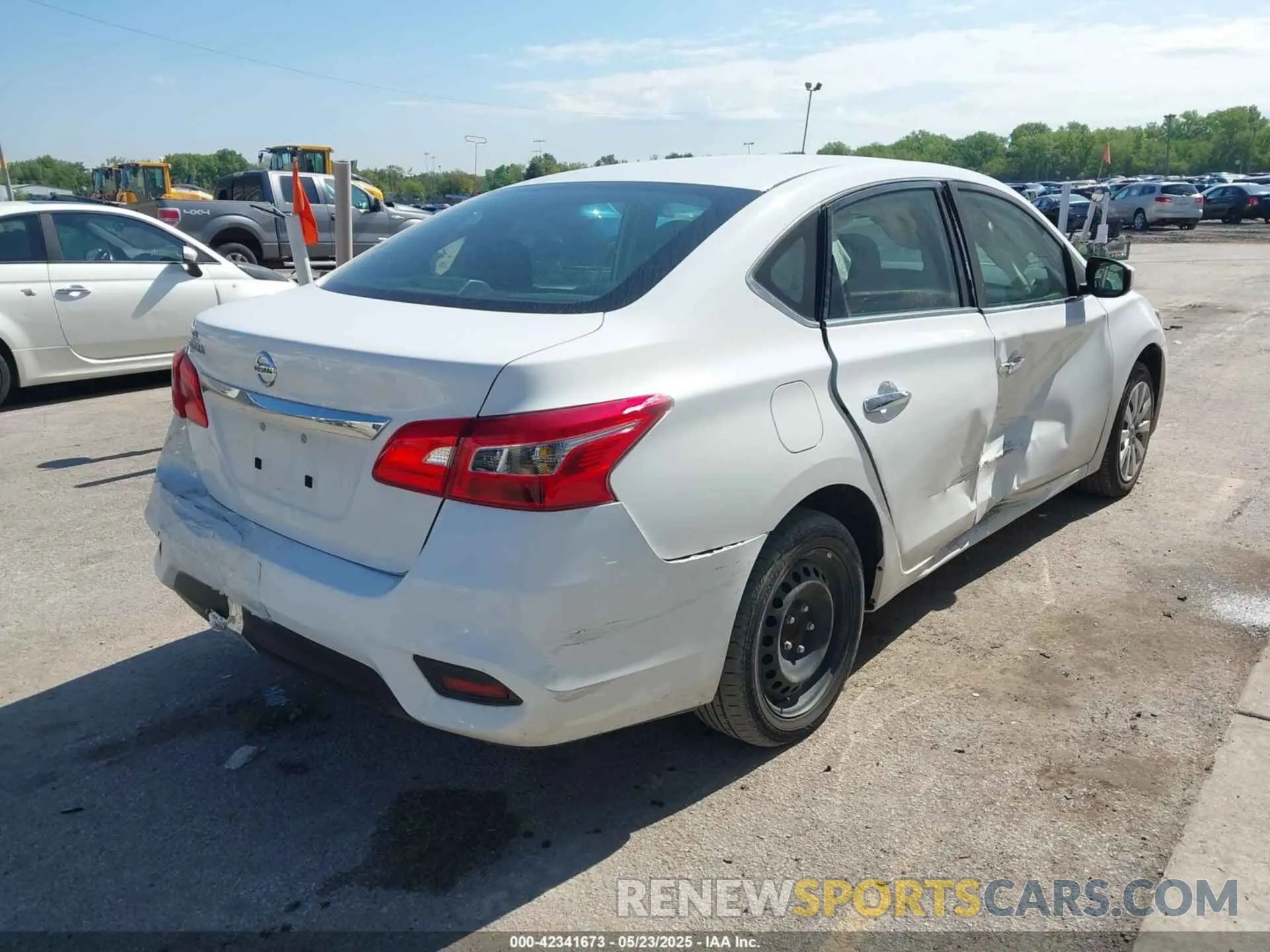 4 fotografías del automóvil dañado 3N1AB7AP3KY364458 NISSAN SENTRA 2019