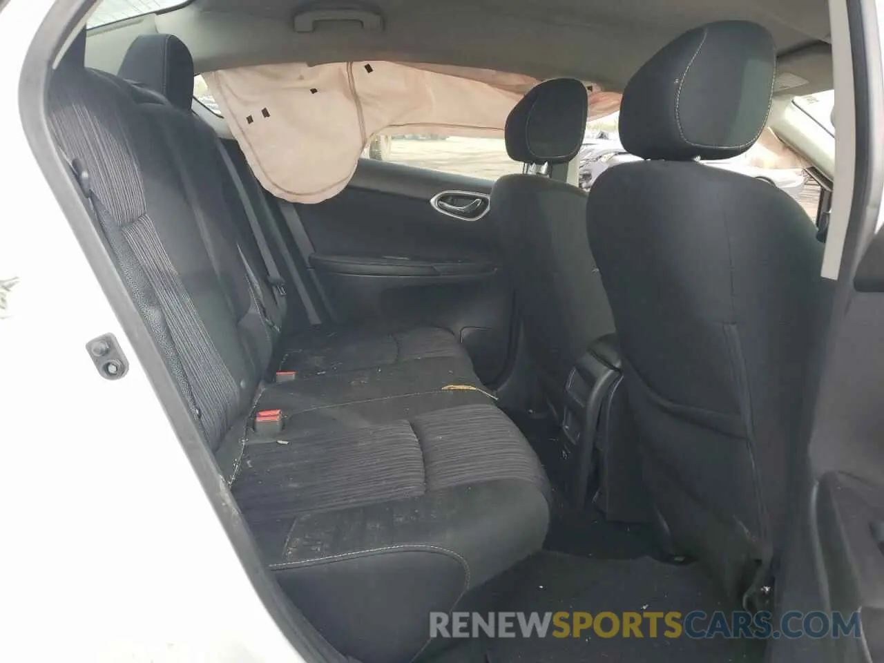 10 fotografías del automóvil dañado 3N1AB7AP3KY420270 NISSAN SENTRA 2019