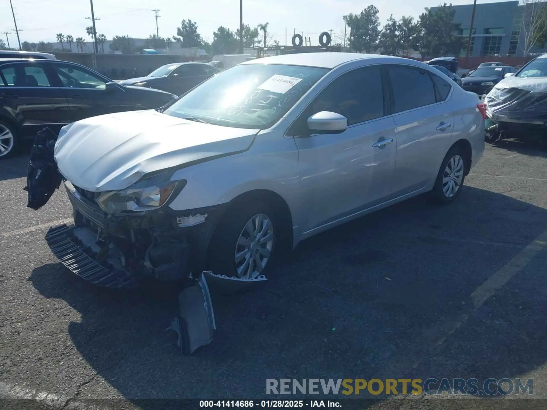 2 fotografías del automóvil dañado 3N1AB7AP3KY421189 NISSAN SENTRA 2019