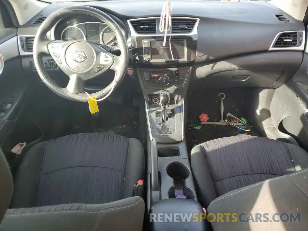 8 fotografías del automóvil dañado 3N1AB7AP3KY433133 NISSAN SENTRA 2019