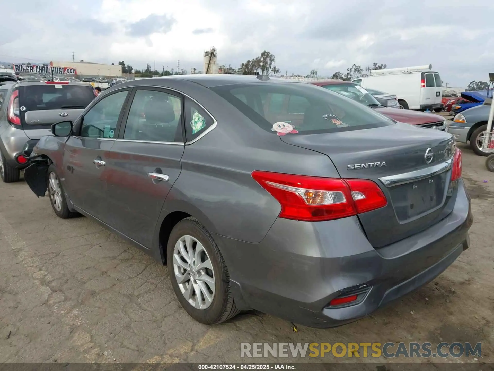 3 fotografías del automóvil dañado 3N1AB7AP4KL604596 NISSAN SENTRA 2019