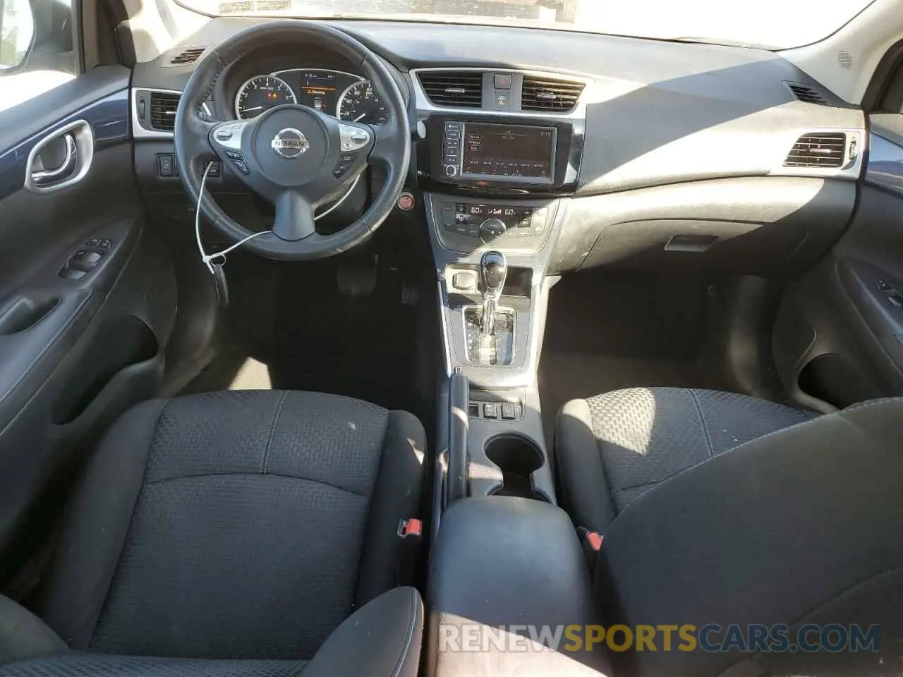 8 fotografías del automóvil dañado 3N1AB7AP4KY253952 NISSAN SENTRA 2019