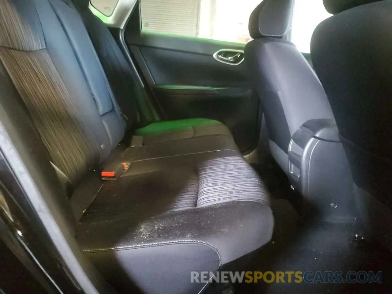 10 fotografías del automóvil dañado 3N1AB7AP4KY254860 NISSAN SENTRA 2019