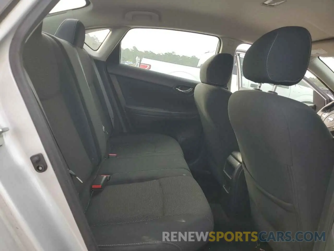 10 fotografías del automóvil dañado 3N1AB7AP4KY269021 NISSAN SENTRA 2019