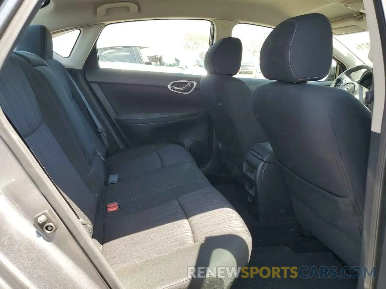 10 fotografías del automóvil dañado 3N1AB7AP4KY286708 NISSAN SENTRA 2019