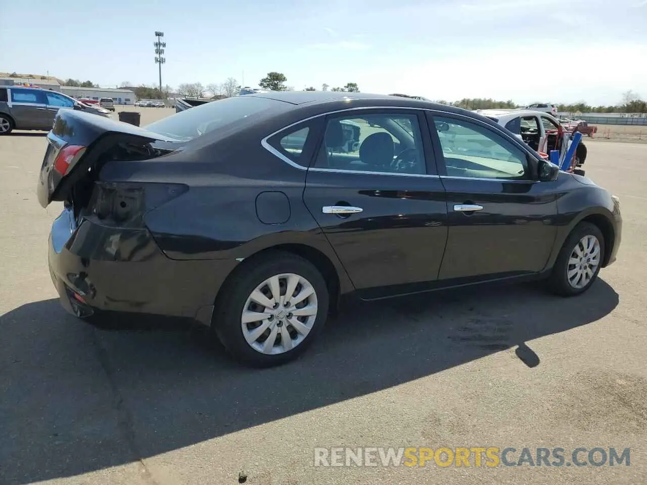 3 fotografías del automóvil dañado 3N1AB7AP4KY322865 NISSAN SENTRA 2019