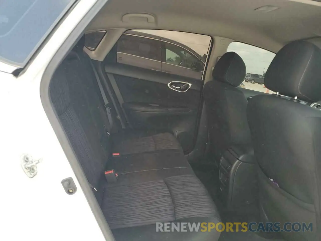 10 fotografías del automóvil dañado 3N1AB7AP4KY326317 NISSAN SENTRA 2019