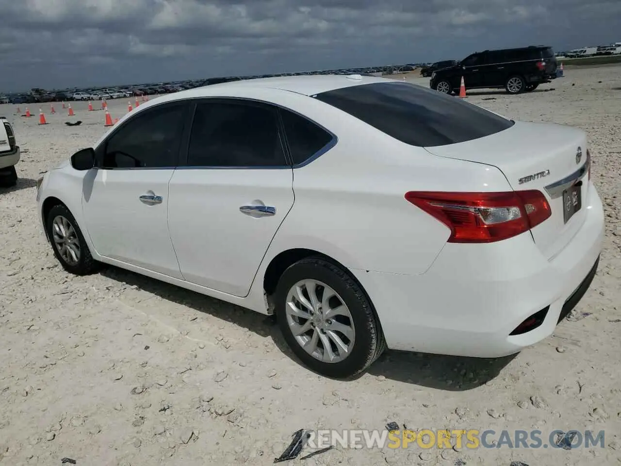 2 fotografías del automóvil dañado 3N1AB7AP4KY326317 NISSAN SENTRA 2019