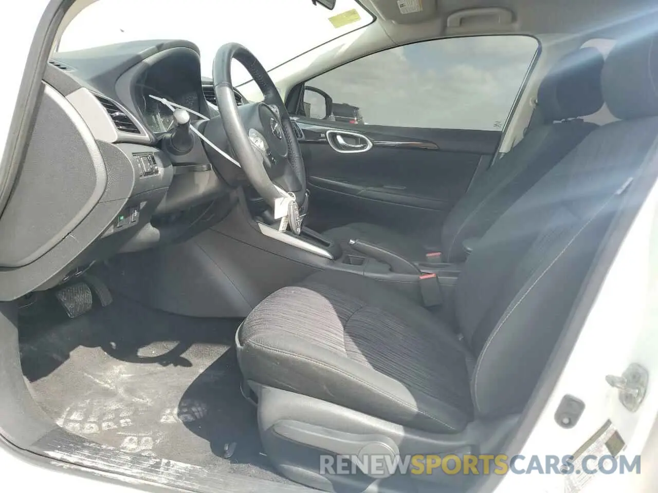 7 fotografías del automóvil dañado 3N1AB7AP4KY326317 NISSAN SENTRA 2019