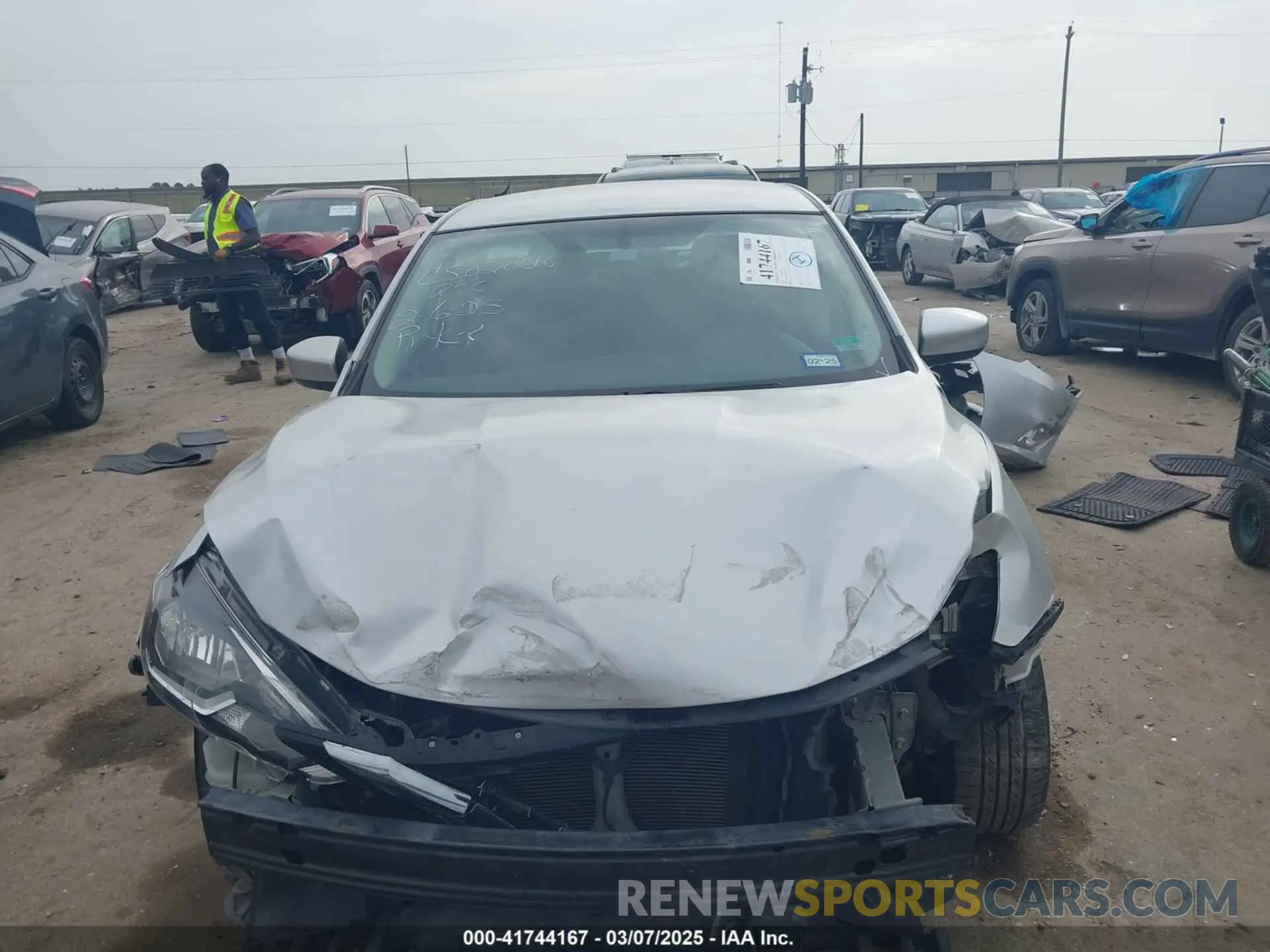 12 fotografías del automóvil dañado 3N1AB7AP4KY327516 NISSAN SENTRA 2019