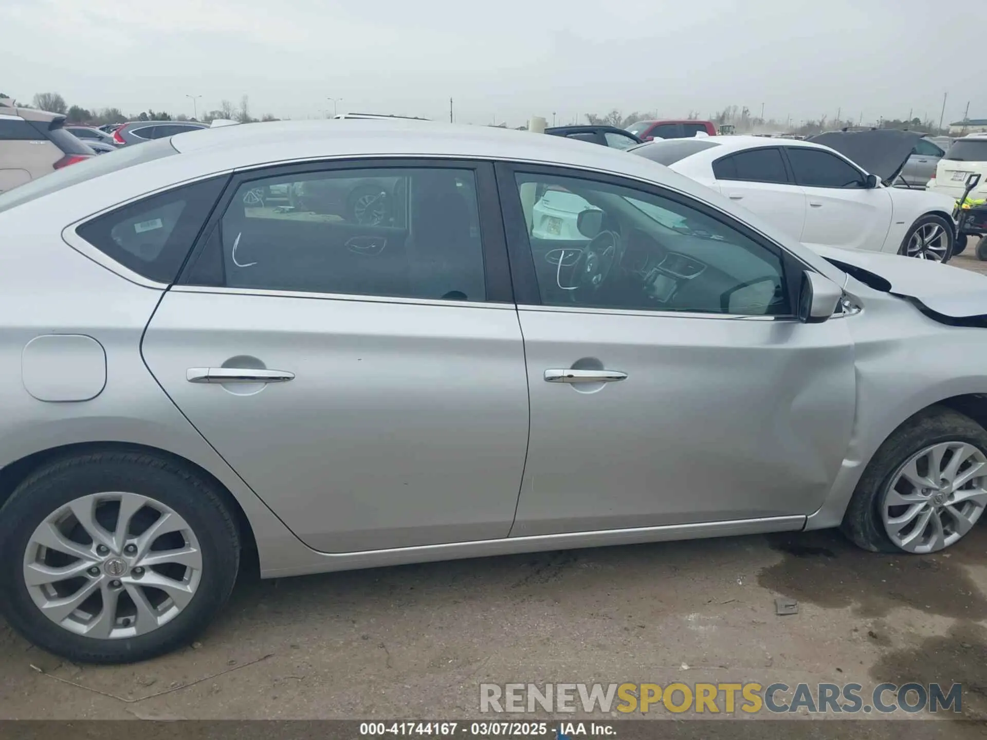 13 fotografías del automóvil dañado 3N1AB7AP4KY327516 NISSAN SENTRA 2019