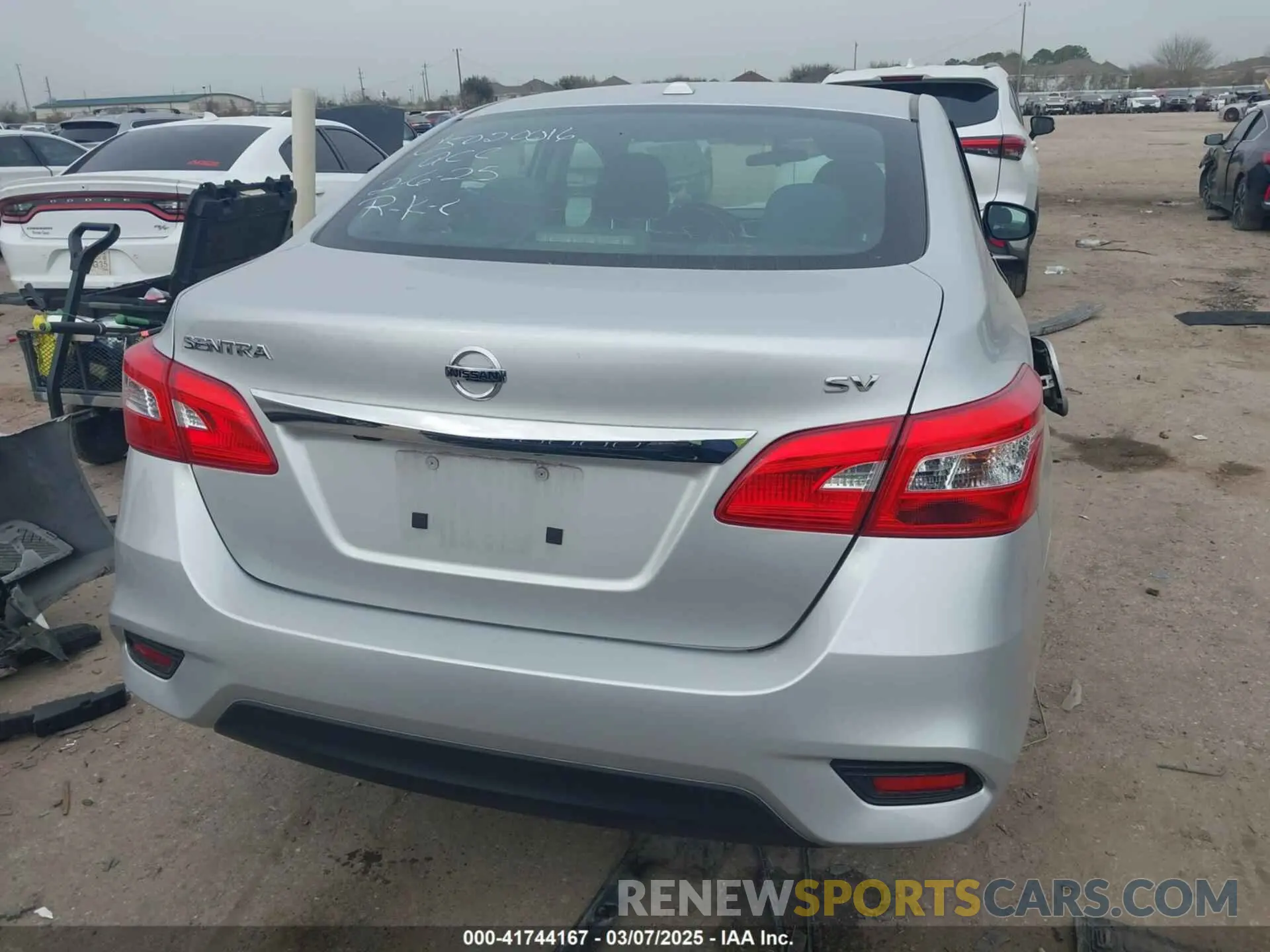 16 fotografías del automóvil dañado 3N1AB7AP4KY327516 NISSAN SENTRA 2019
