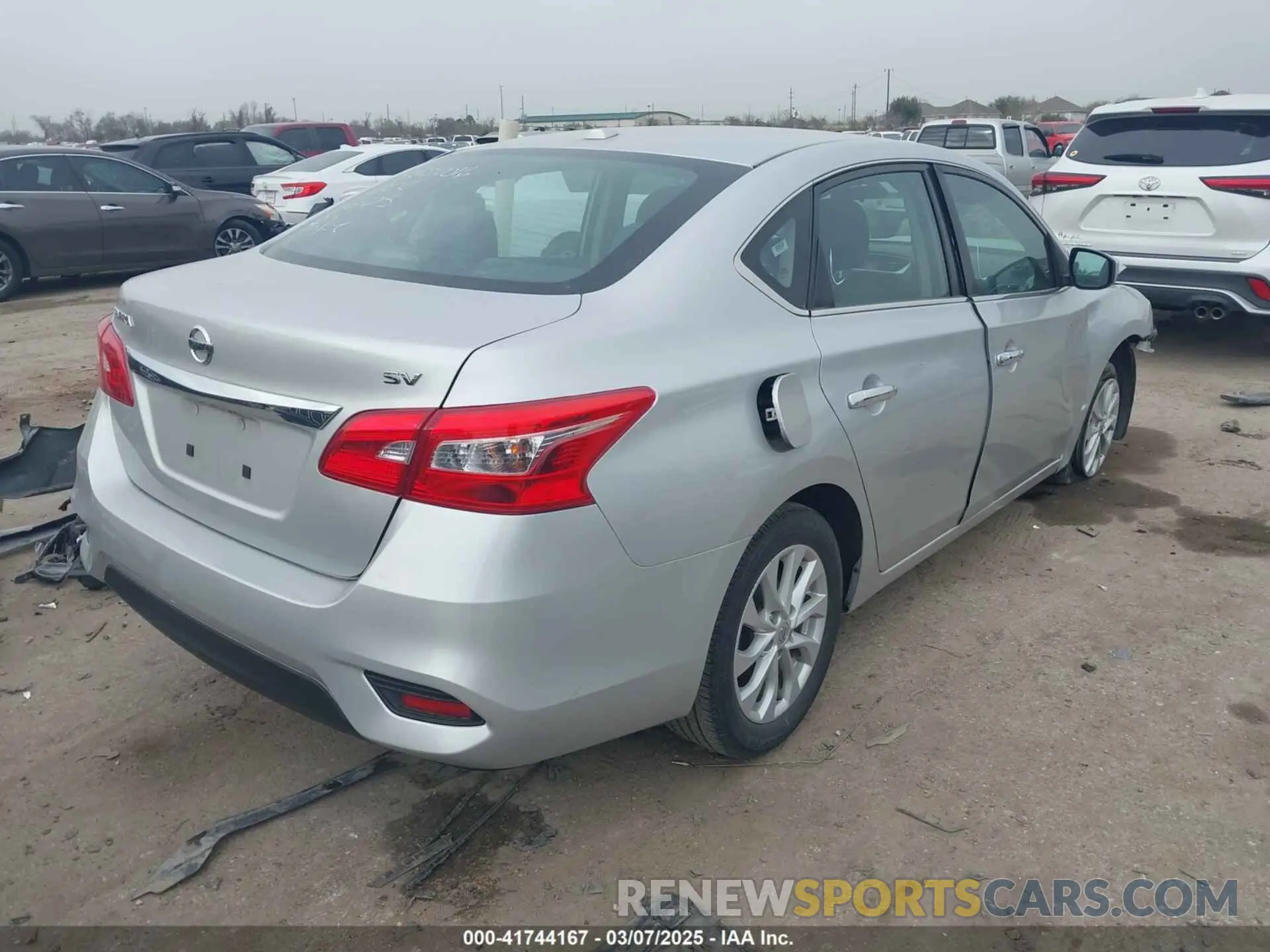 4 fotografías del automóvil dañado 3N1AB7AP4KY327516 NISSAN SENTRA 2019