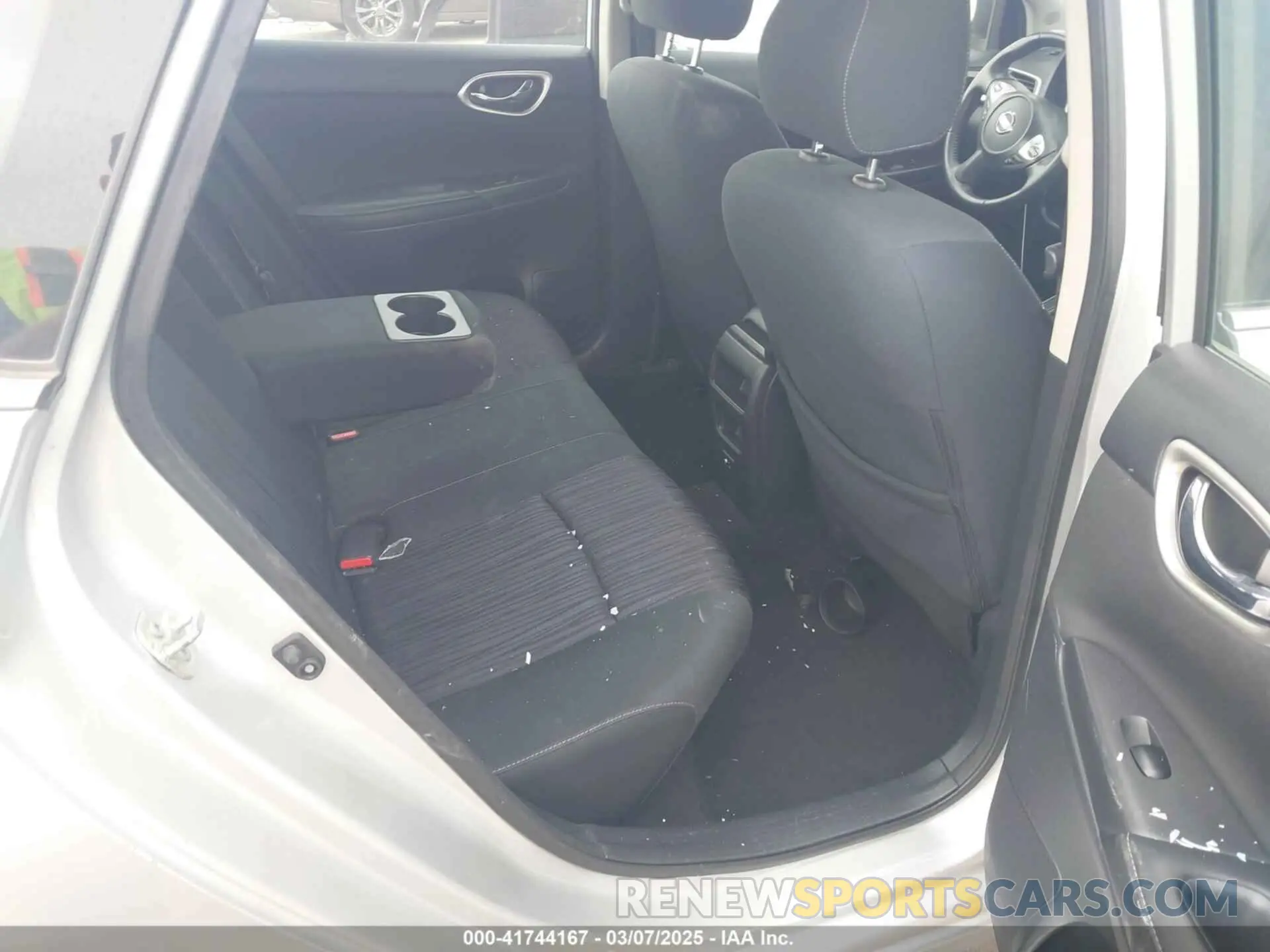 8 fotografías del automóvil dañado 3N1AB7AP4KY327516 NISSAN SENTRA 2019
