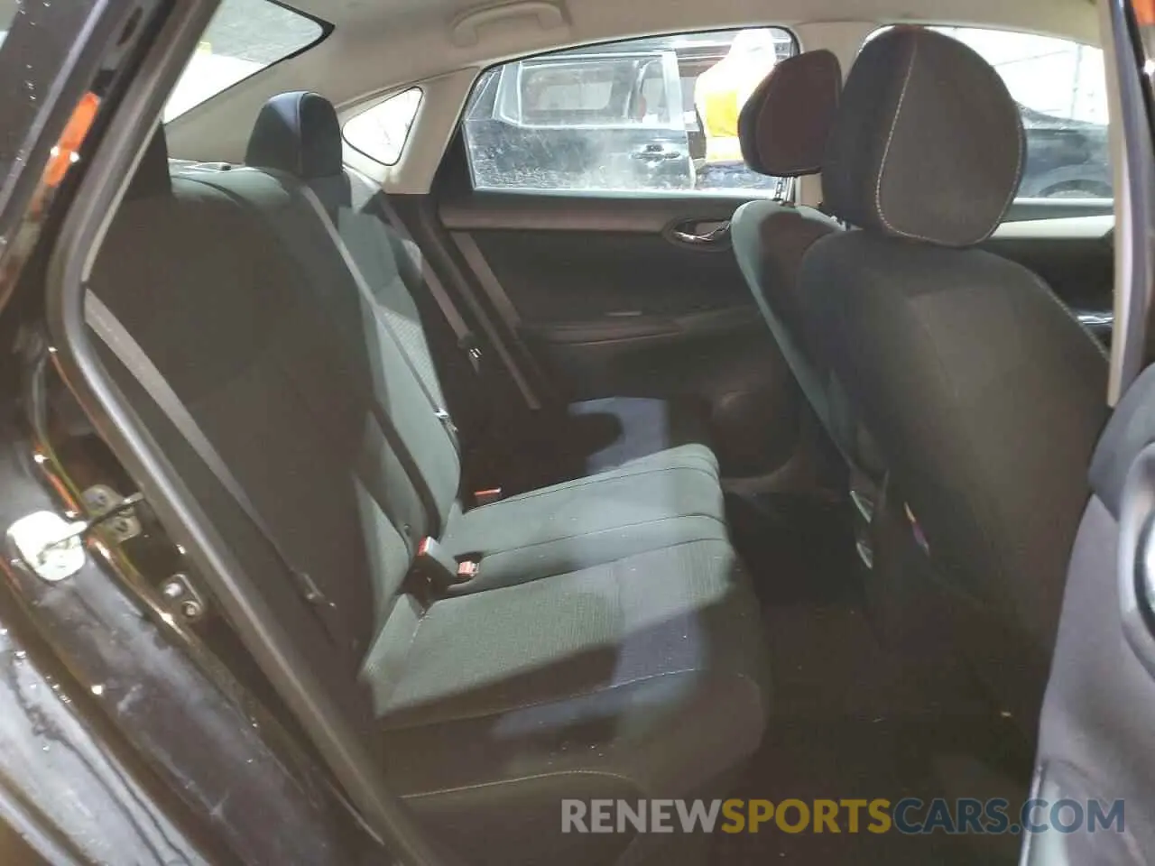 11 fotografías del automóvil dañado 3N1AB7AP4KY333882 NISSAN SENTRA 2019