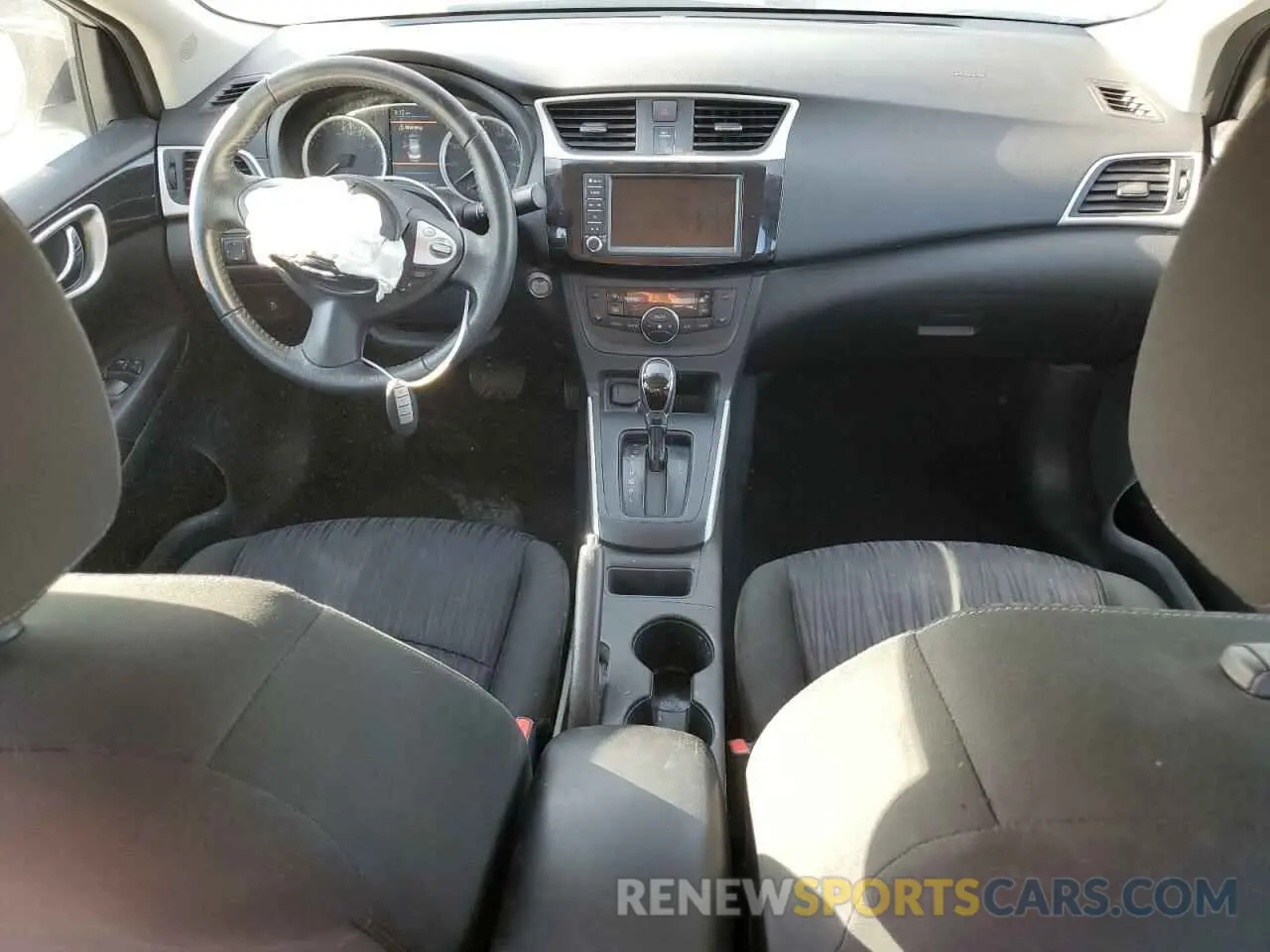 8 fotografías del automóvil dañado 3N1AB7AP4KY335826 NISSAN SENTRA 2019