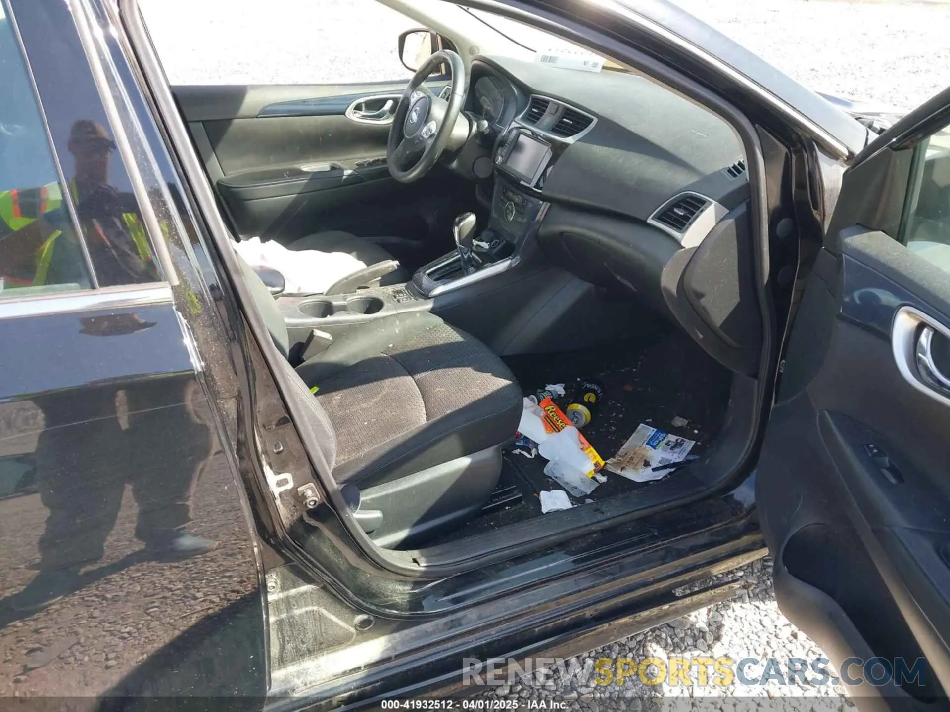 5 fotografías del automóvil dañado 3N1AB7AP4KY339553 NISSAN SENTRA 2019