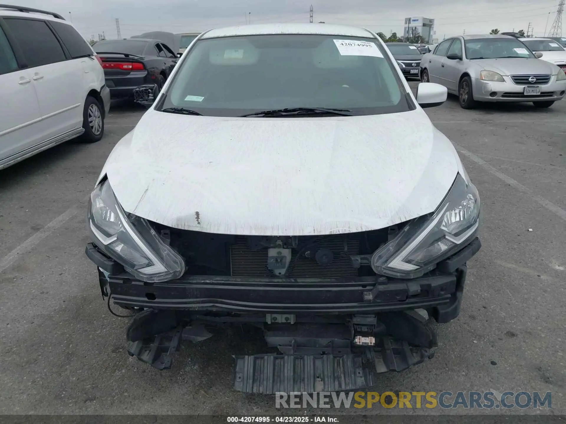 12 fotografías del automóvil dañado 3N1AB7AP4KY345191 NISSAN SENTRA 2019