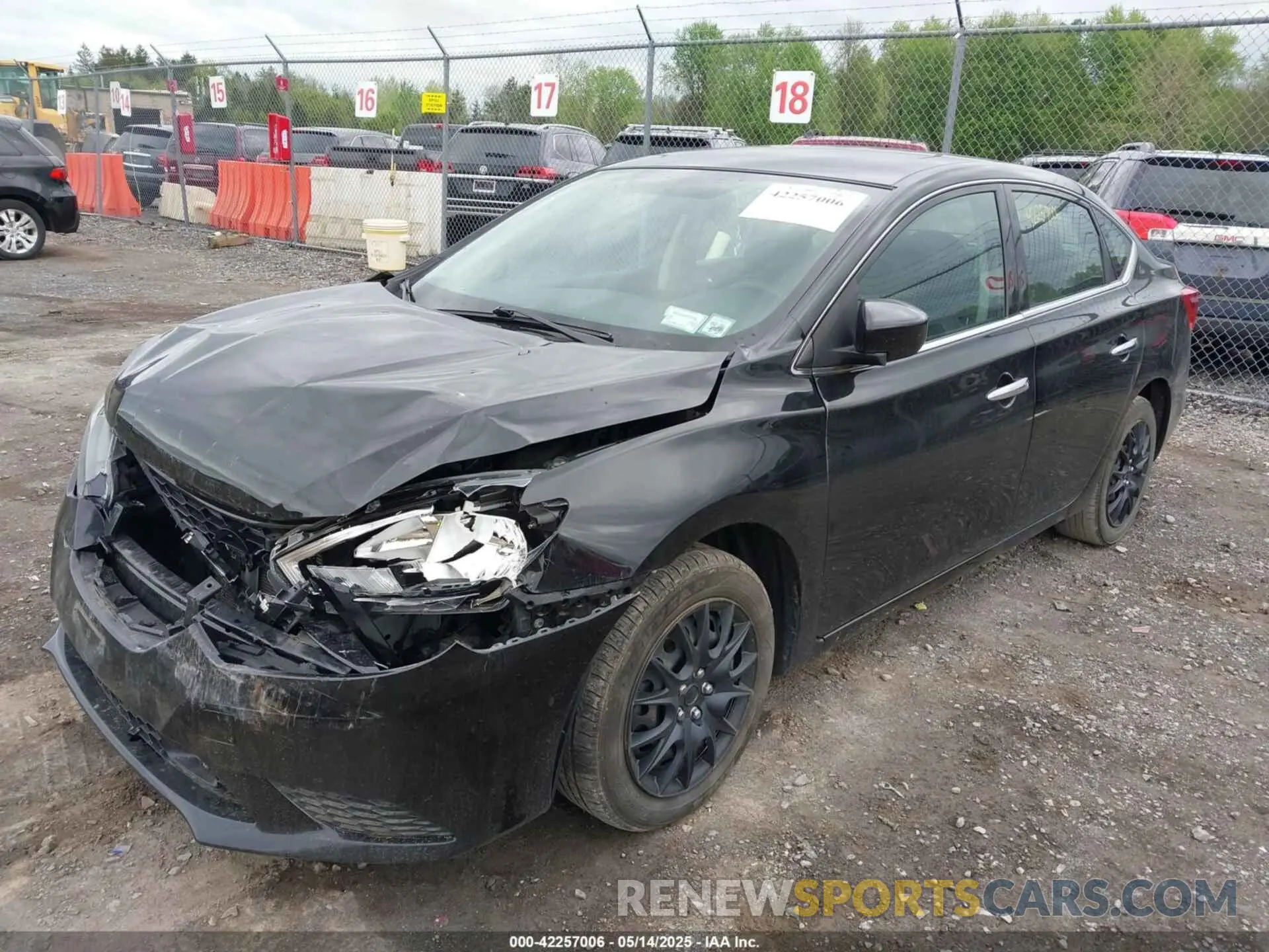 2 fotografías del automóvil dañado 3N1AB7AP4KY363948 NISSAN SENTRA 2019
