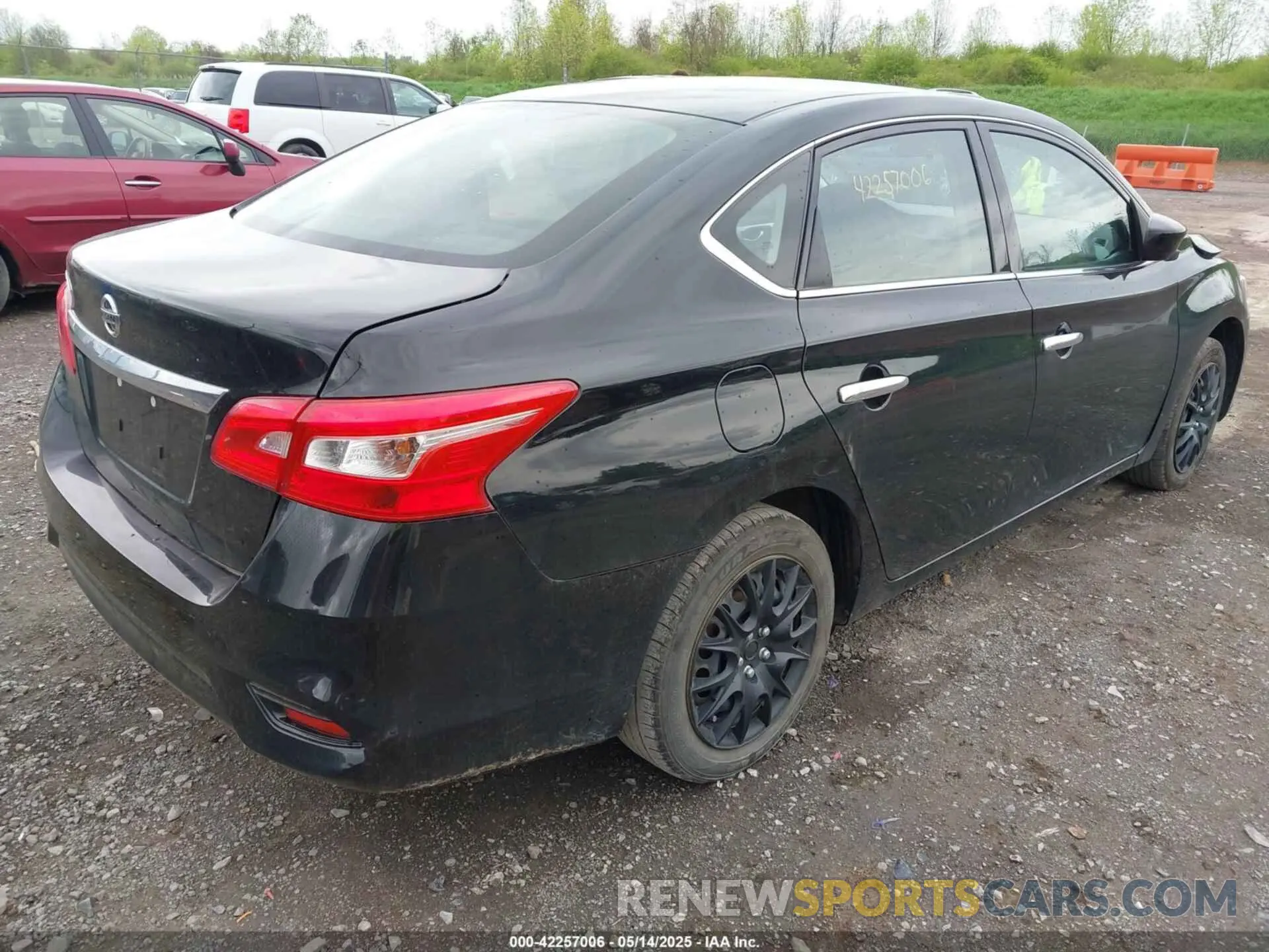 4 fotografías del automóvil dañado 3N1AB7AP4KY363948 NISSAN SENTRA 2019
