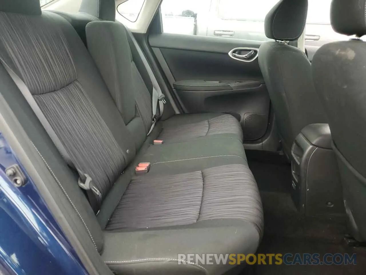 10 fotografías del automóvil dañado 3N1AB7AP4KY382810 NISSAN SENTRA 2019