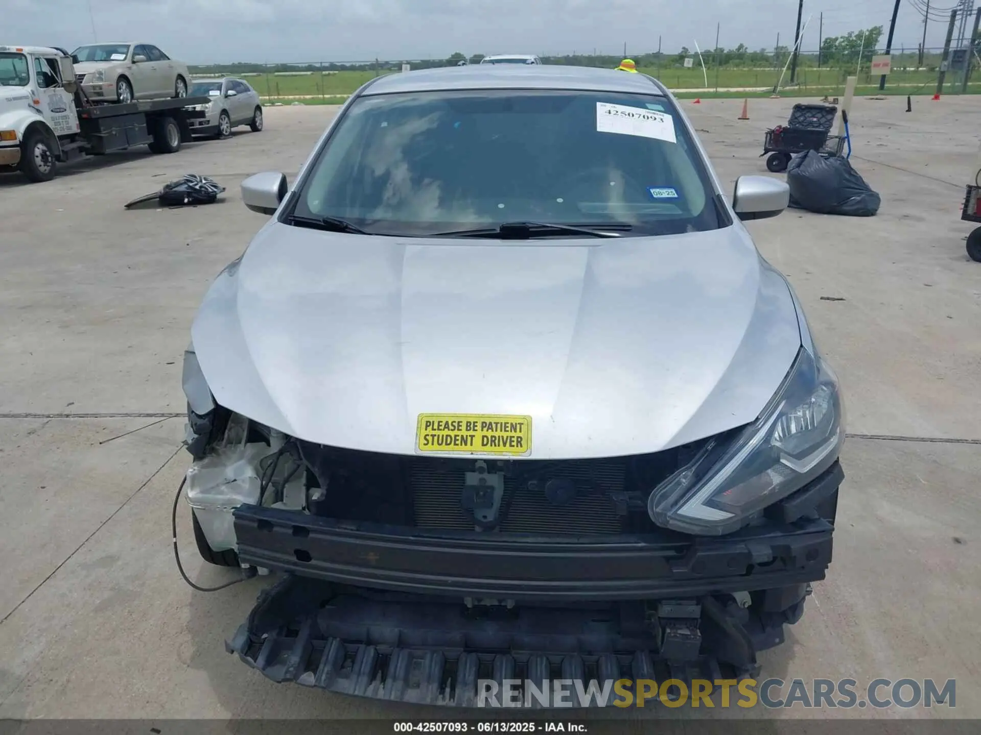 12 fotografías del automóvil dañado 3N1AB7AP4KY388879 NISSAN SENTRA 2019