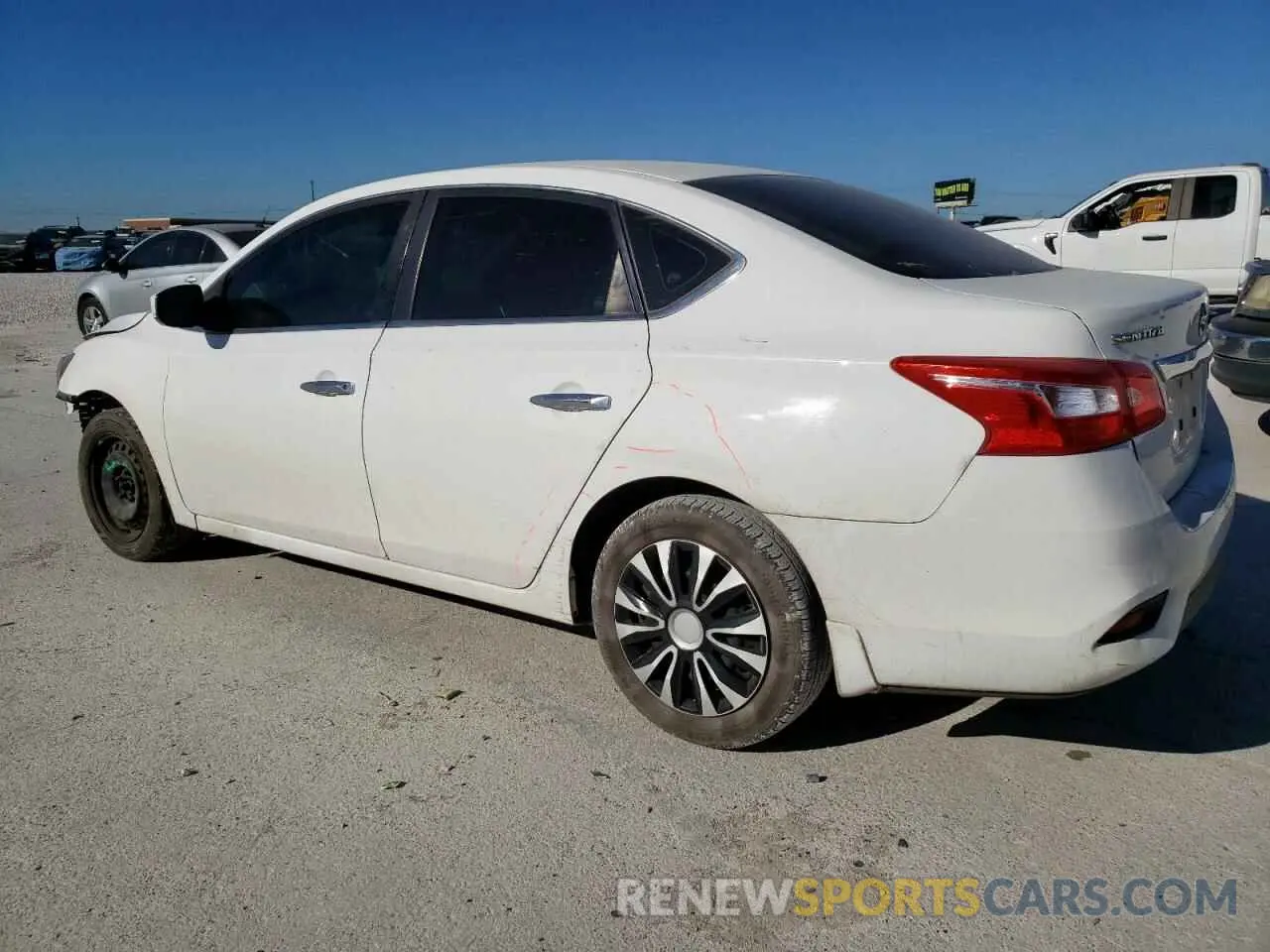 2 fotografías del automóvil dañado 3N1AB7AP4KY394861 NISSAN SENTRA 2019