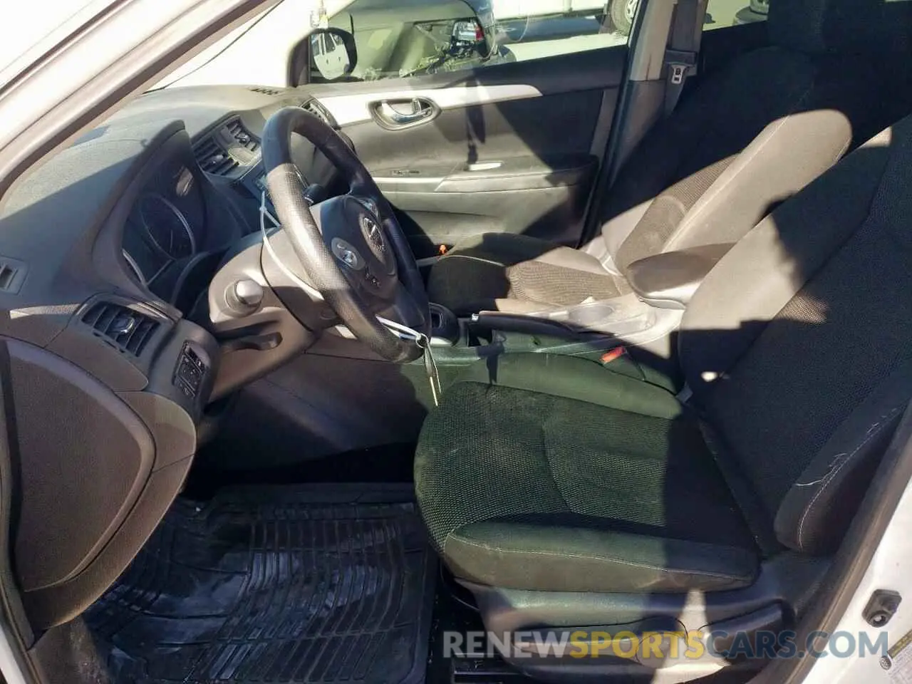 7 fotografías del automóvil dañado 3N1AB7AP4KY394861 NISSAN SENTRA 2019