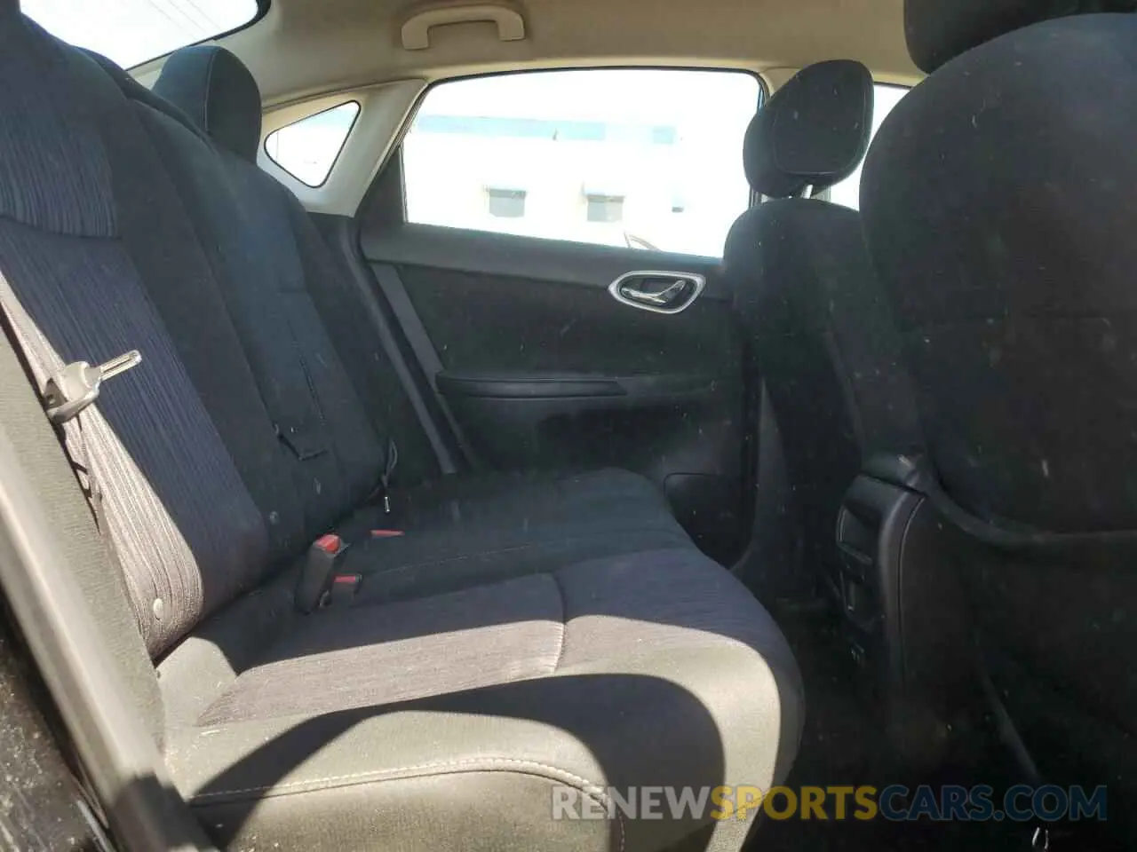 10 fotografías del automóvil dañado 3N1AB7AP4KY399008 NISSAN SENTRA 2019