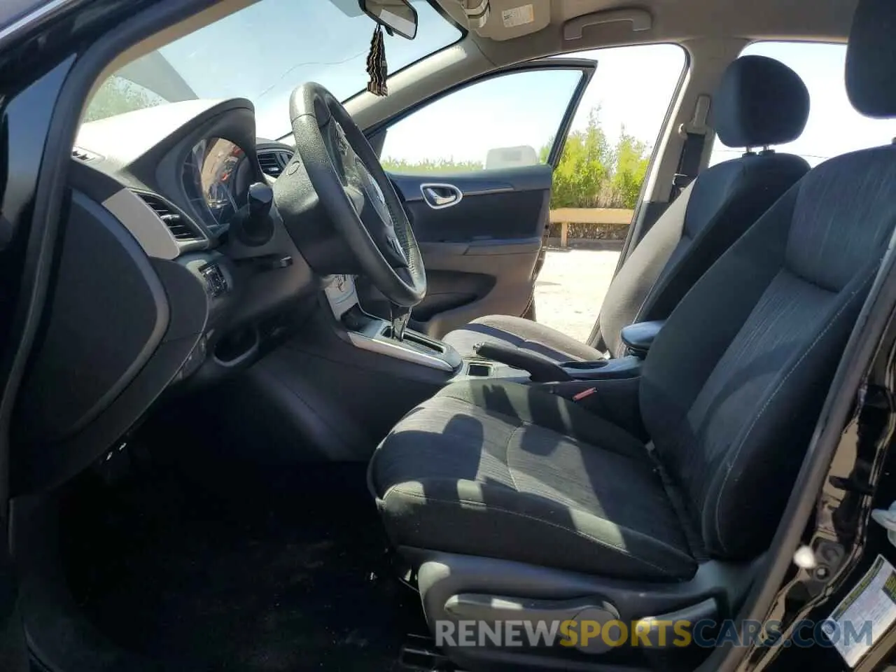 7 fotografías del automóvil dañado 3N1AB7AP4KY399008 NISSAN SENTRA 2019