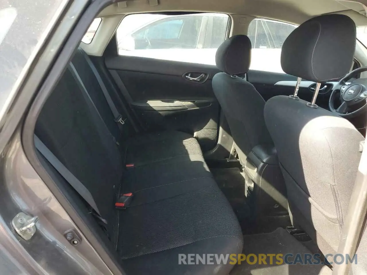 10 fotografías del automóvil dañado 3N1AB7AP4KY402067 NISSAN SENTRA 2019