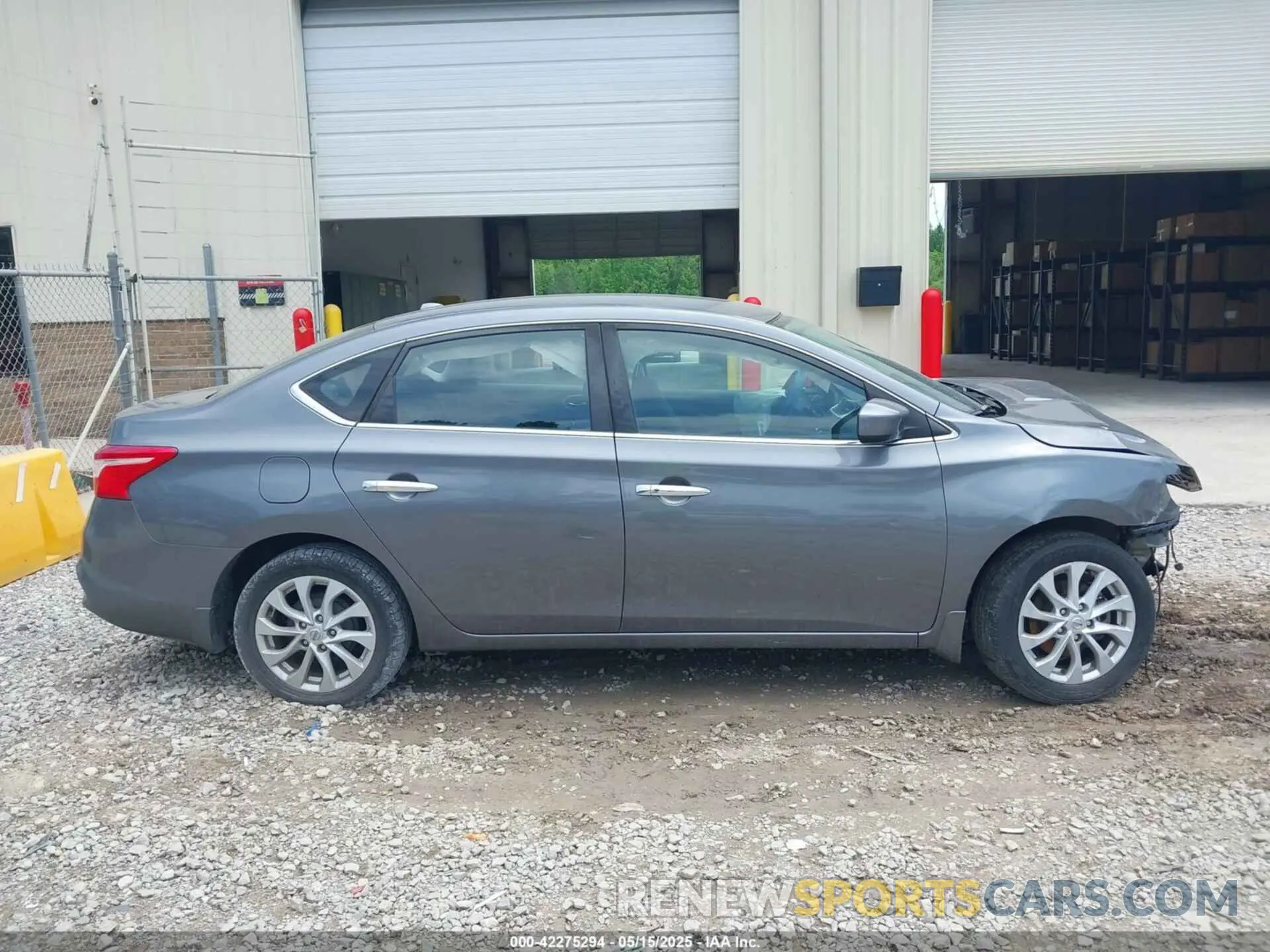 14 fotografías del automóvil dañado 3N1AB7AP5KL608981 NISSAN SENTRA 2019