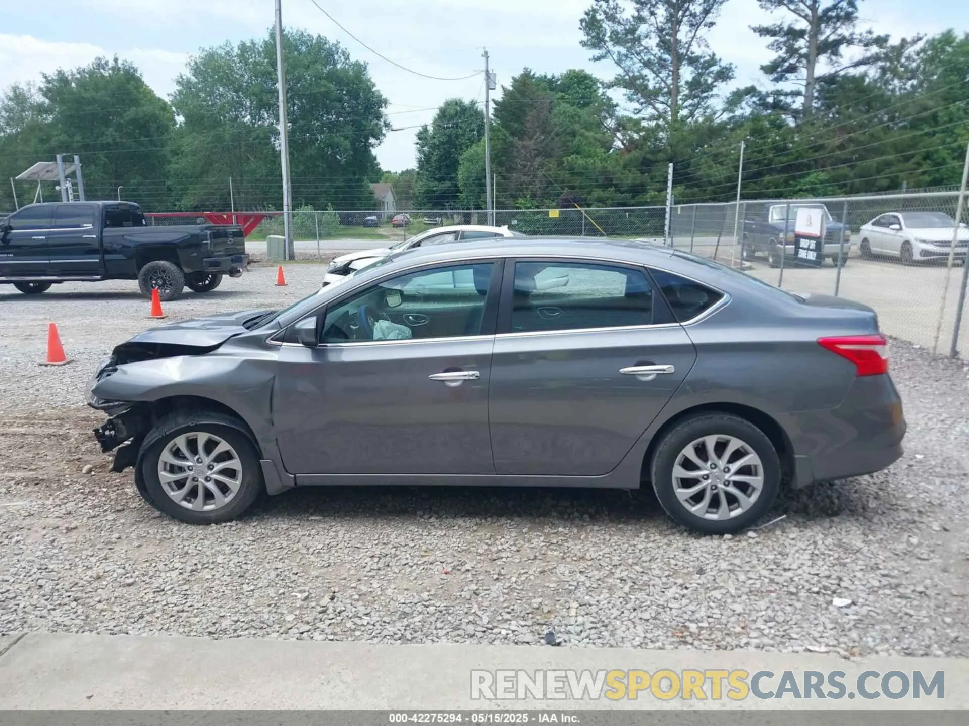 15 fotografías del automóvil dañado 3N1AB7AP5KL608981 NISSAN SENTRA 2019