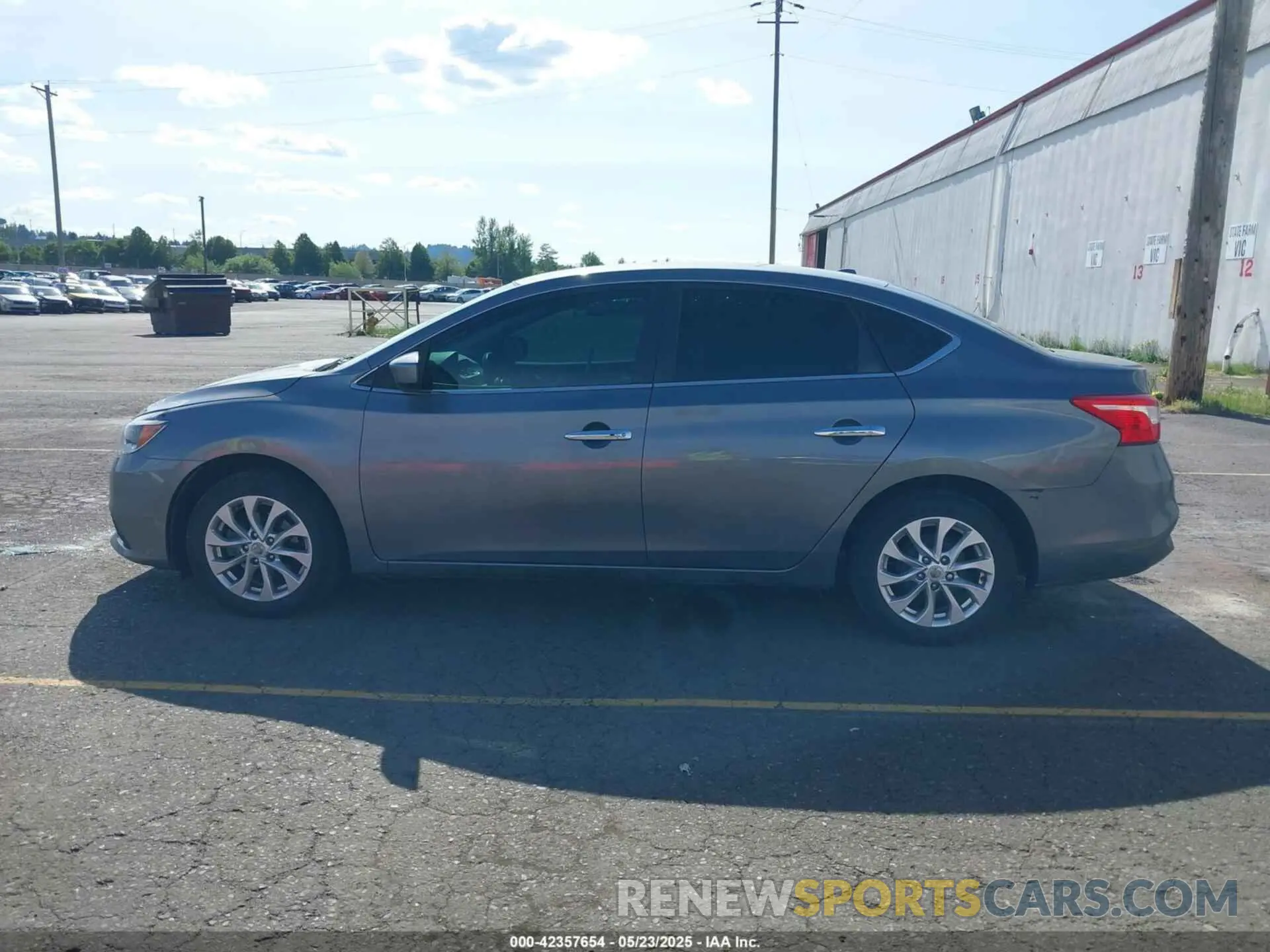 14 fotografías del automóvil dañado 3N1AB7AP5KL612335 NISSAN SENTRA 2019